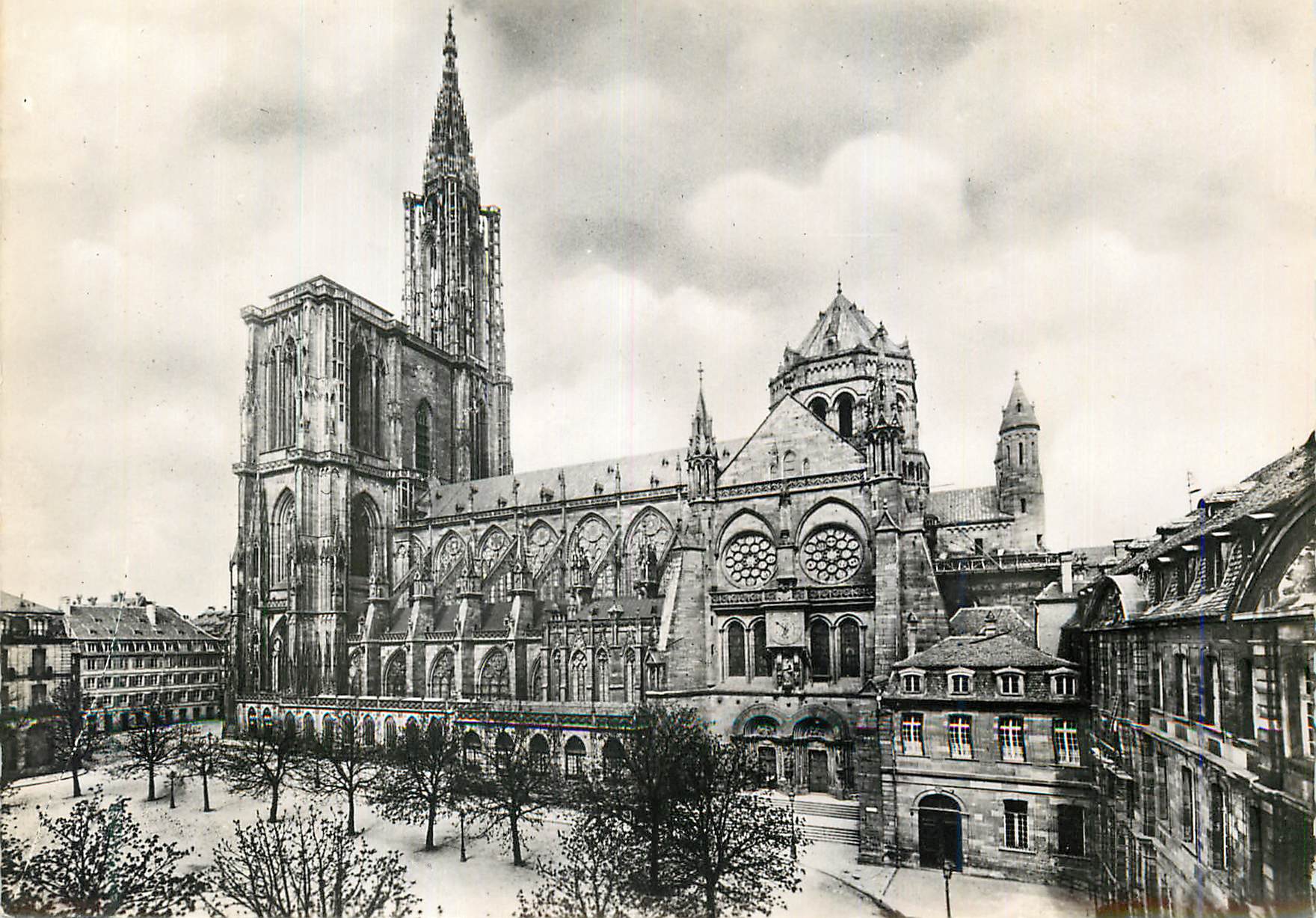 CPM Strasbourg Cathedrale Cote Sud