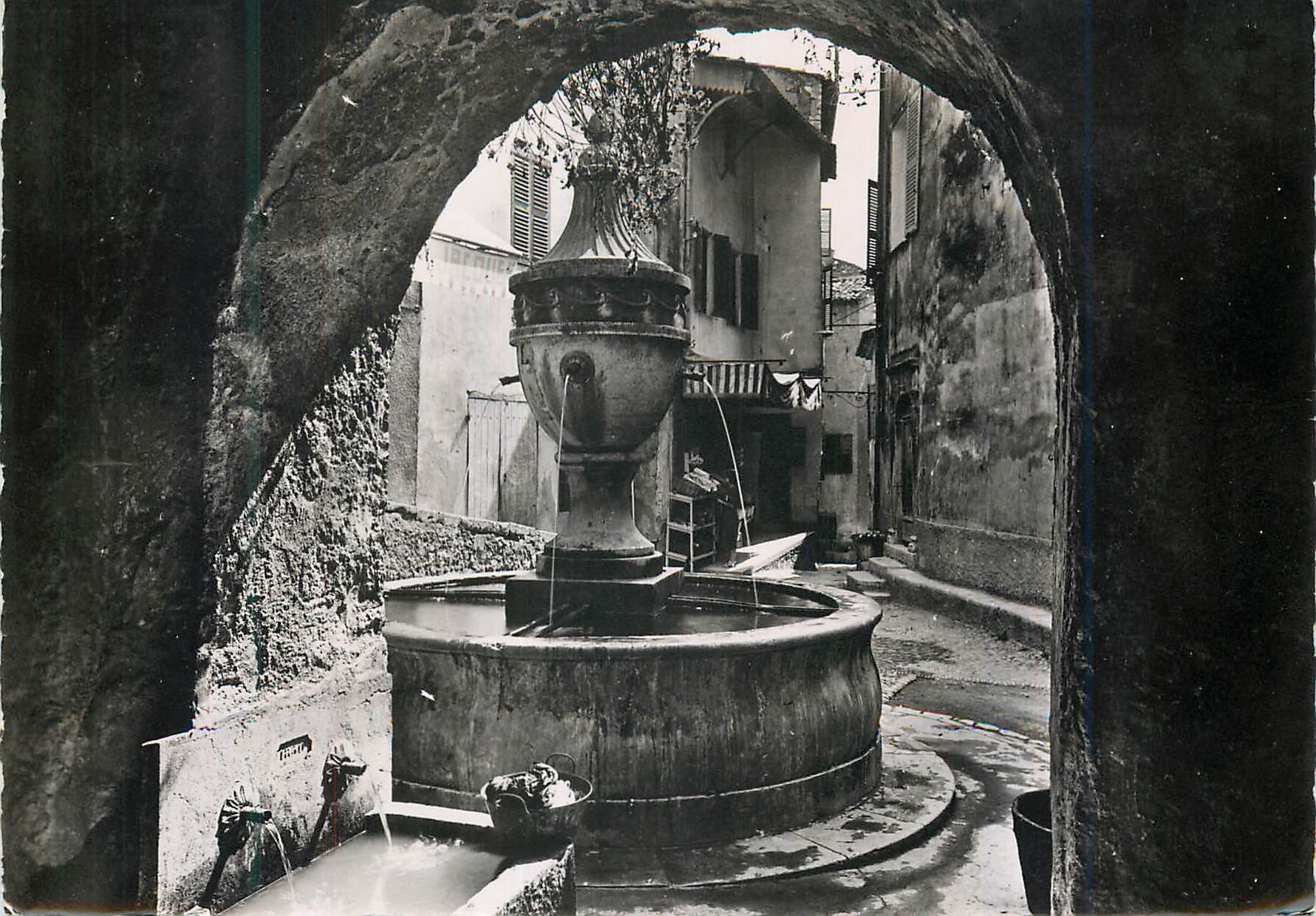 CPM St Paul A m Vieille Fontaine