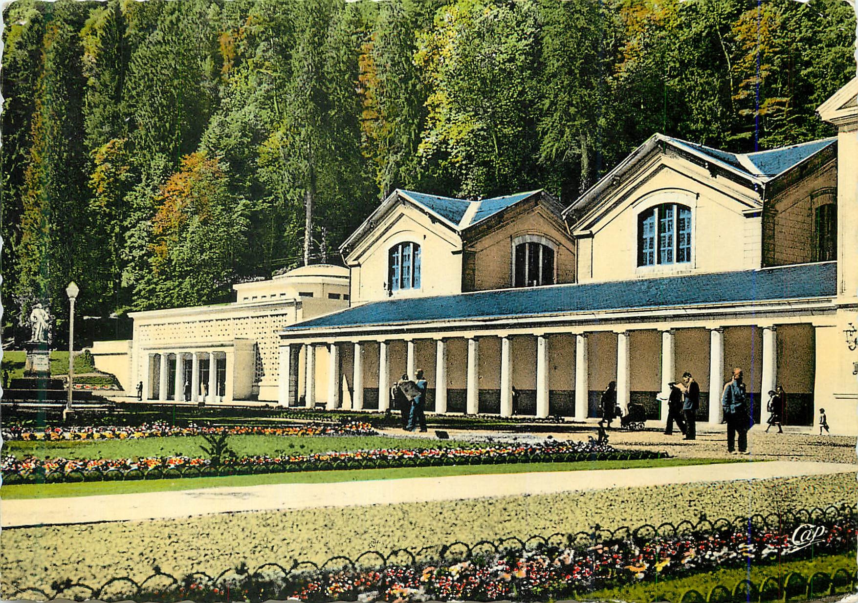 CPM Luchon Etablissement Thermal et le Pavillon du Prince Imperial G Appia et B Arligato arch