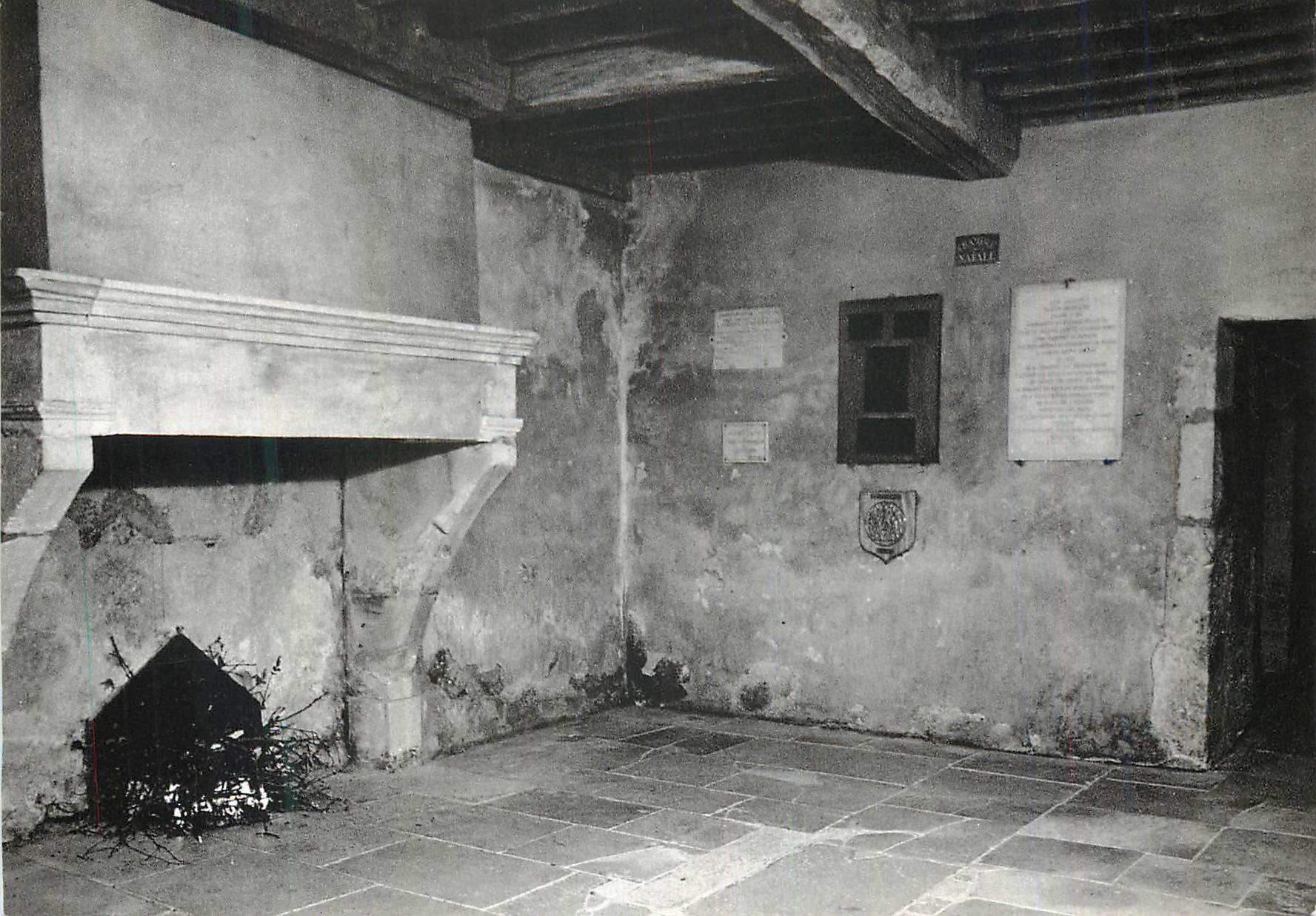 CPM Domremy La Pucelle Maison natale de Jeanne d Arc Chambre Natale