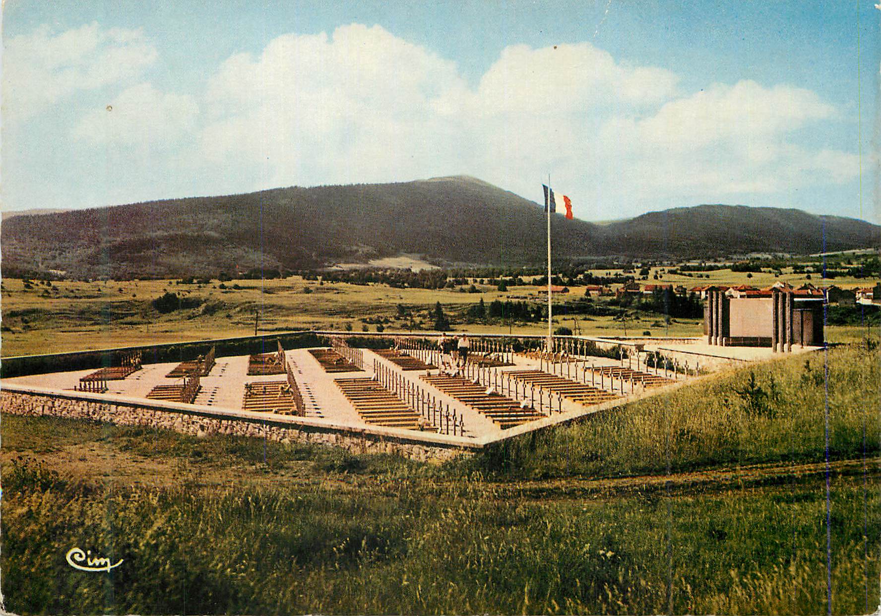 CPM Vassieux en Vercors Drome Le Cimetiere National Militaria