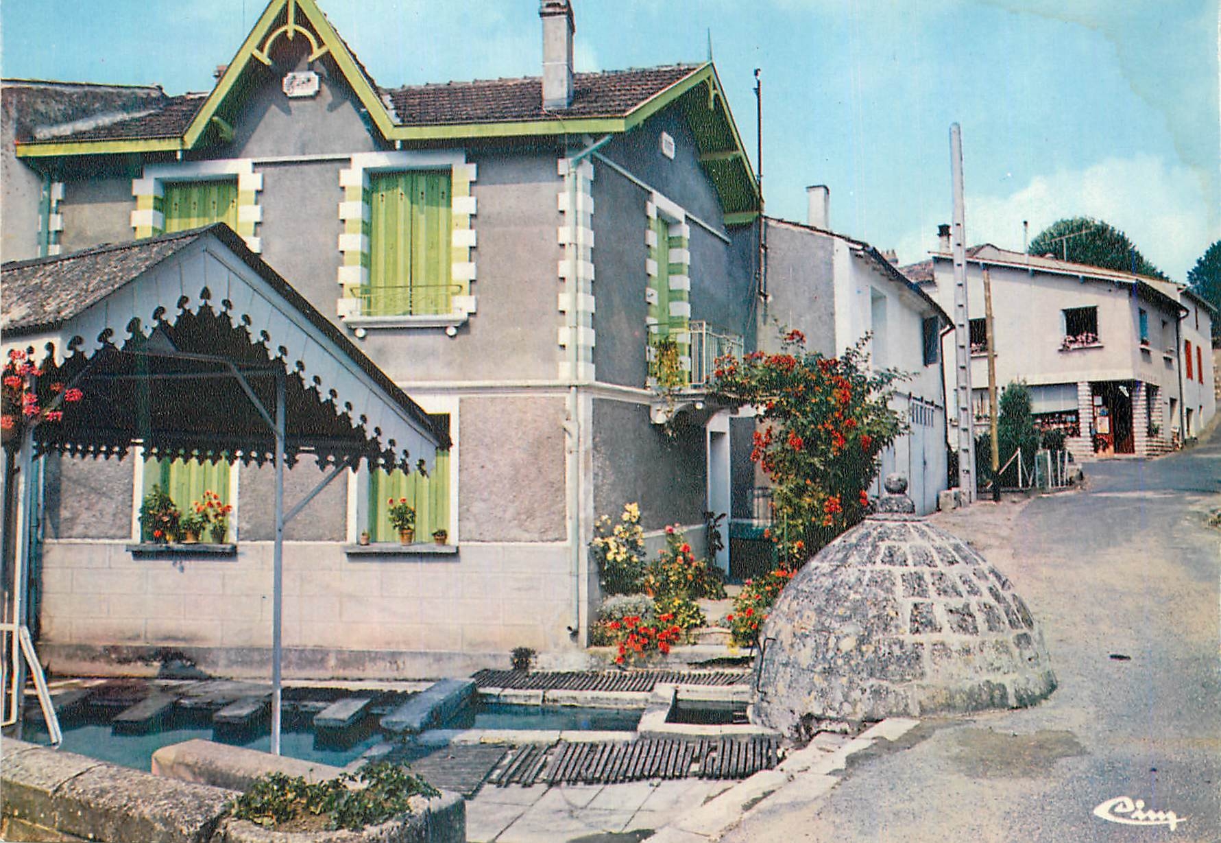 CPM La Chapelle des Pots Char Mar La fontaine