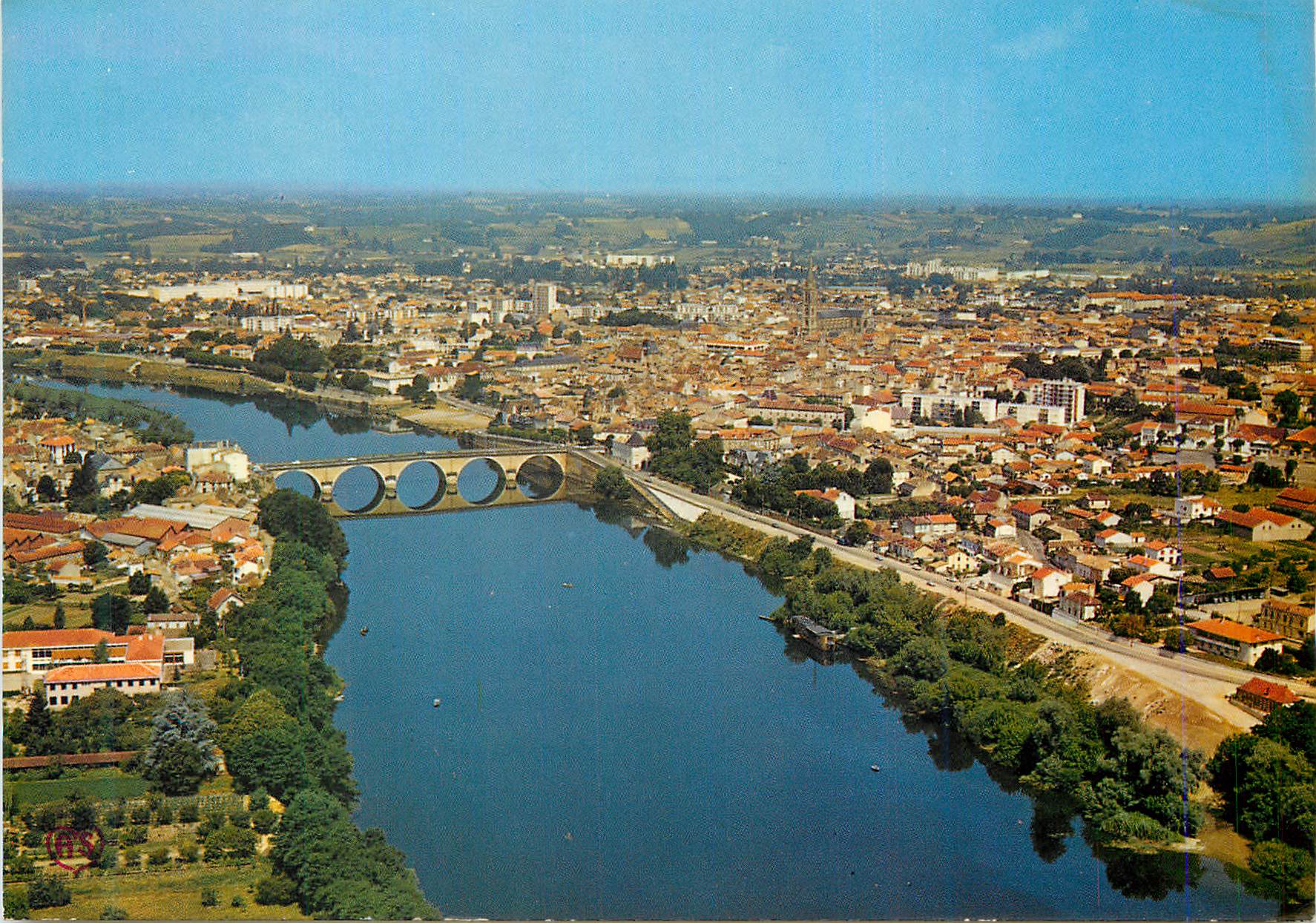 CPM Begerac Dordogne Vue generale aerienne panoramique