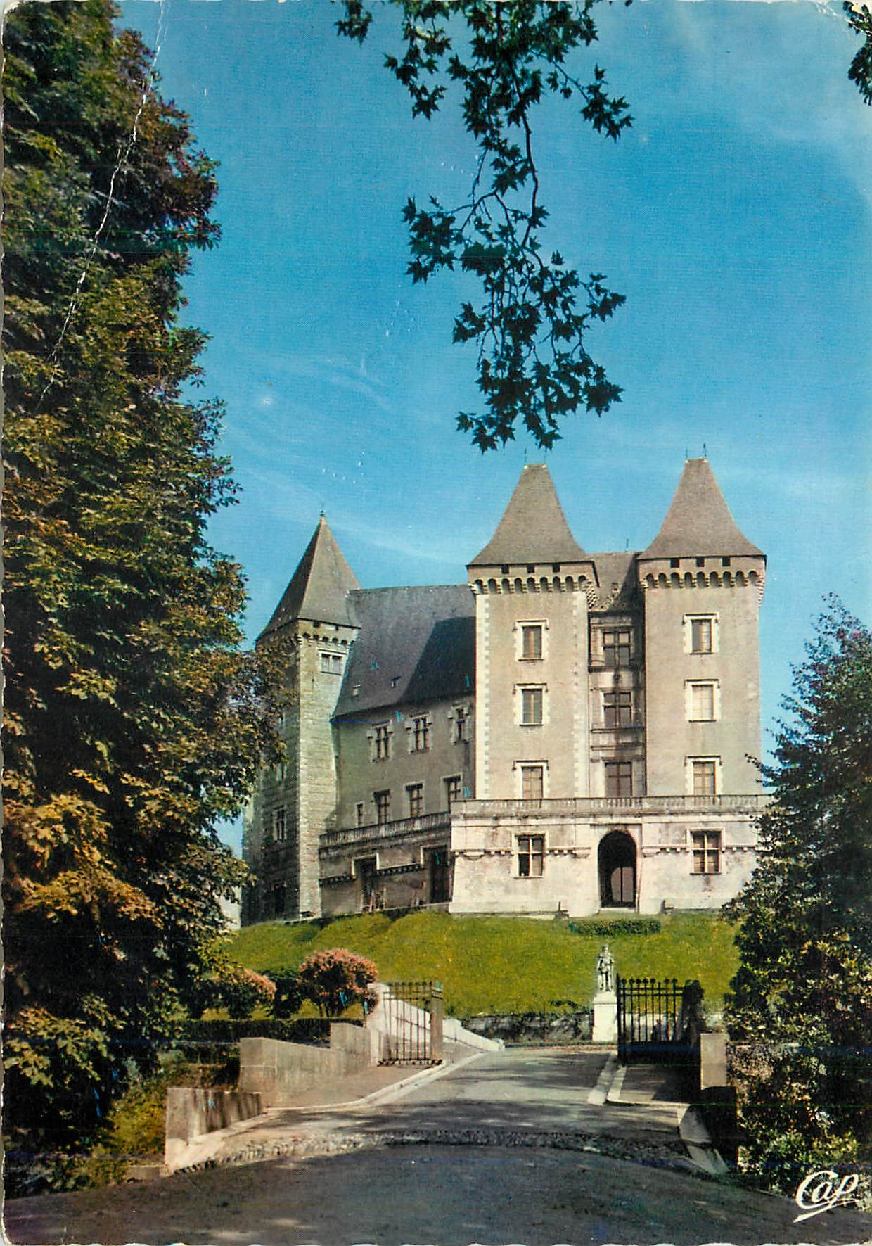 Pau - Le Château - vue prise de la Basse Plante — Lumicap
