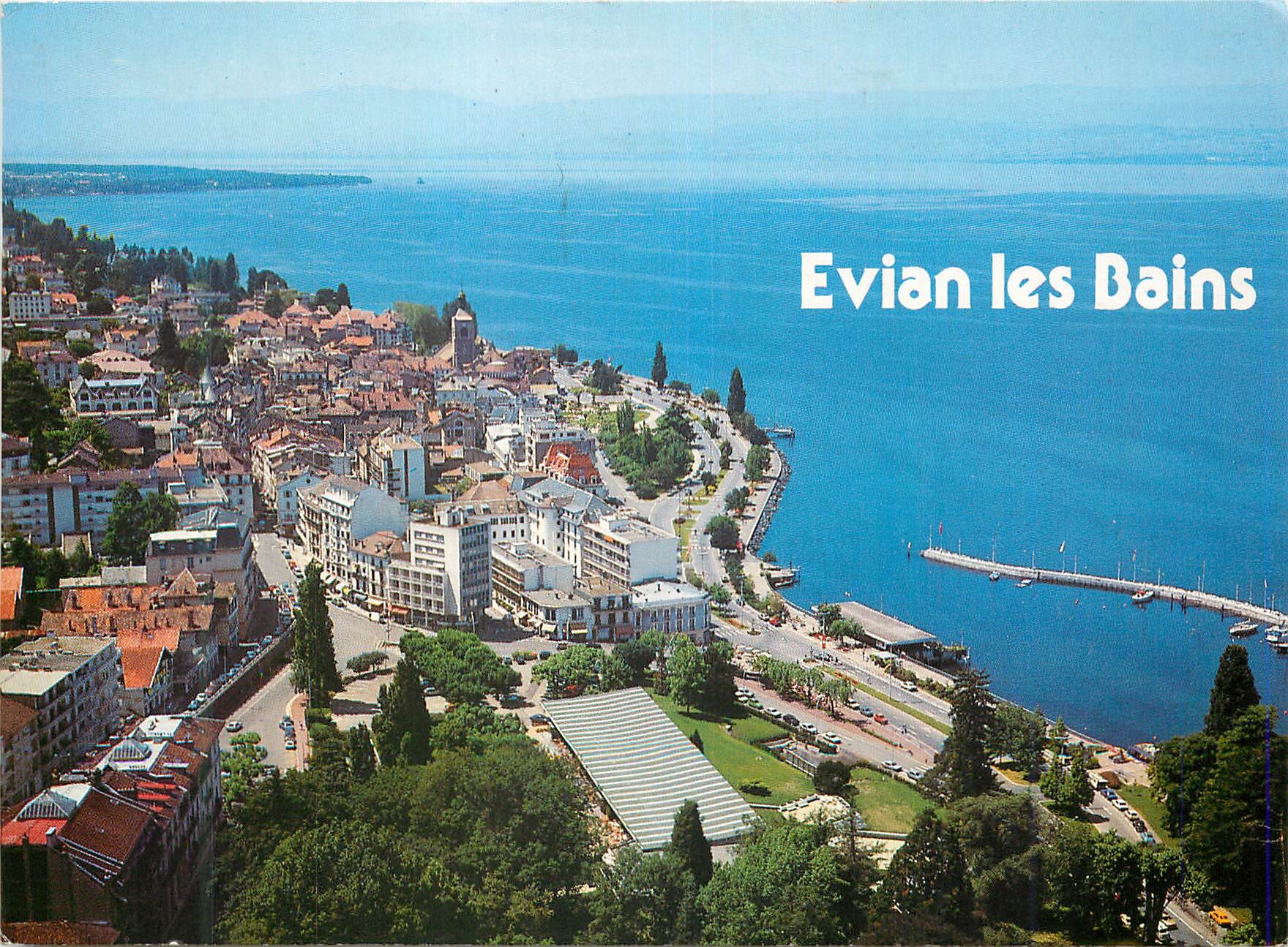 CPM Evian les Bains Hte Savoie Ville fleurie Vue aerienne Au fond la cote Suisse
