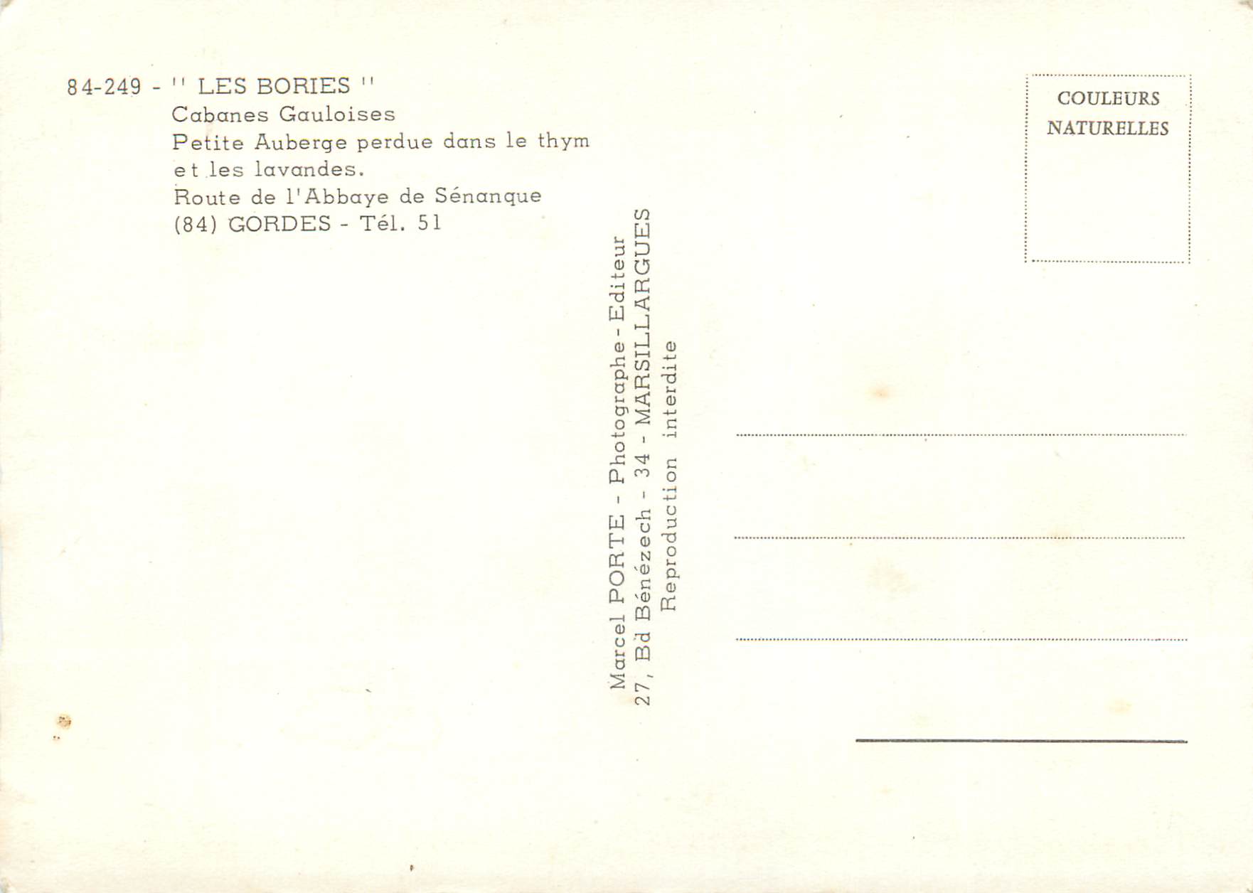 CPM Les Bories Cabanes Gauloises Petite Auberge perdue dans le thym et les lavandes Route de l Abbaye de Senanque Gordes — Rückseite