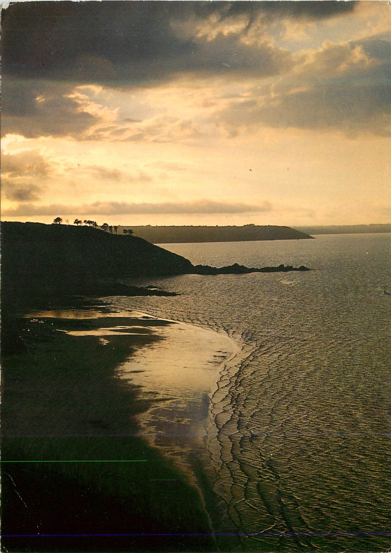 CPM La Bretagne Pittoresque Crepuscule sur la Plage