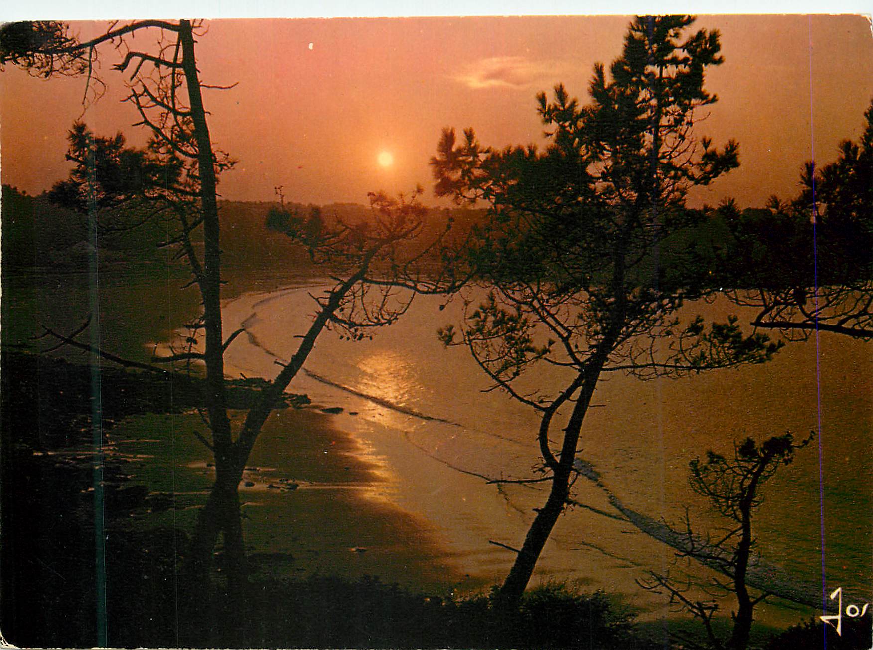 Coucher de soleil sur Perros-Guirec (C.-du-N.) — La Bretagne en couleurs — Éditions d'Art JOS