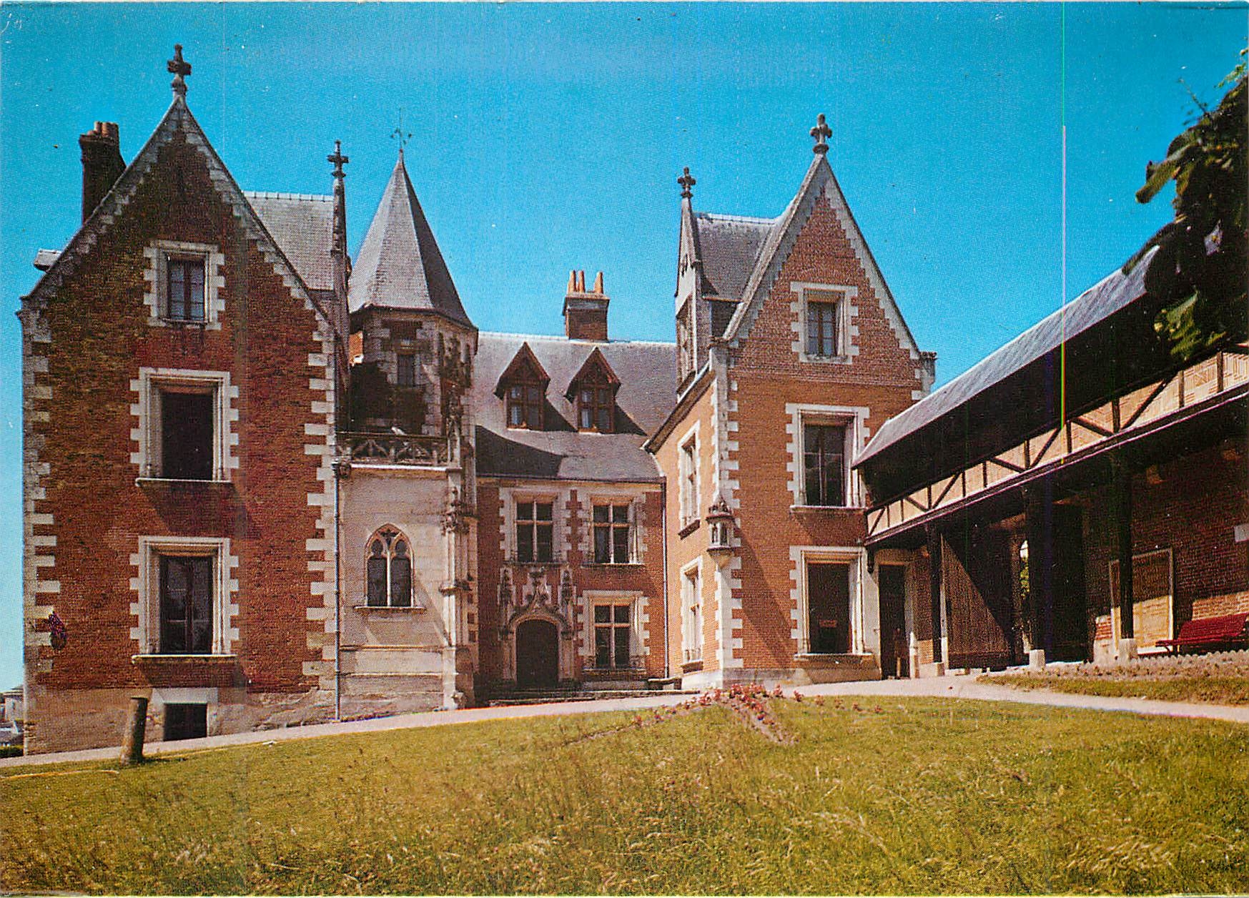 CPM Chateau de la Loire Bis Amboise Le Clos Luce ou vecut et mourut Leonard de Vinci