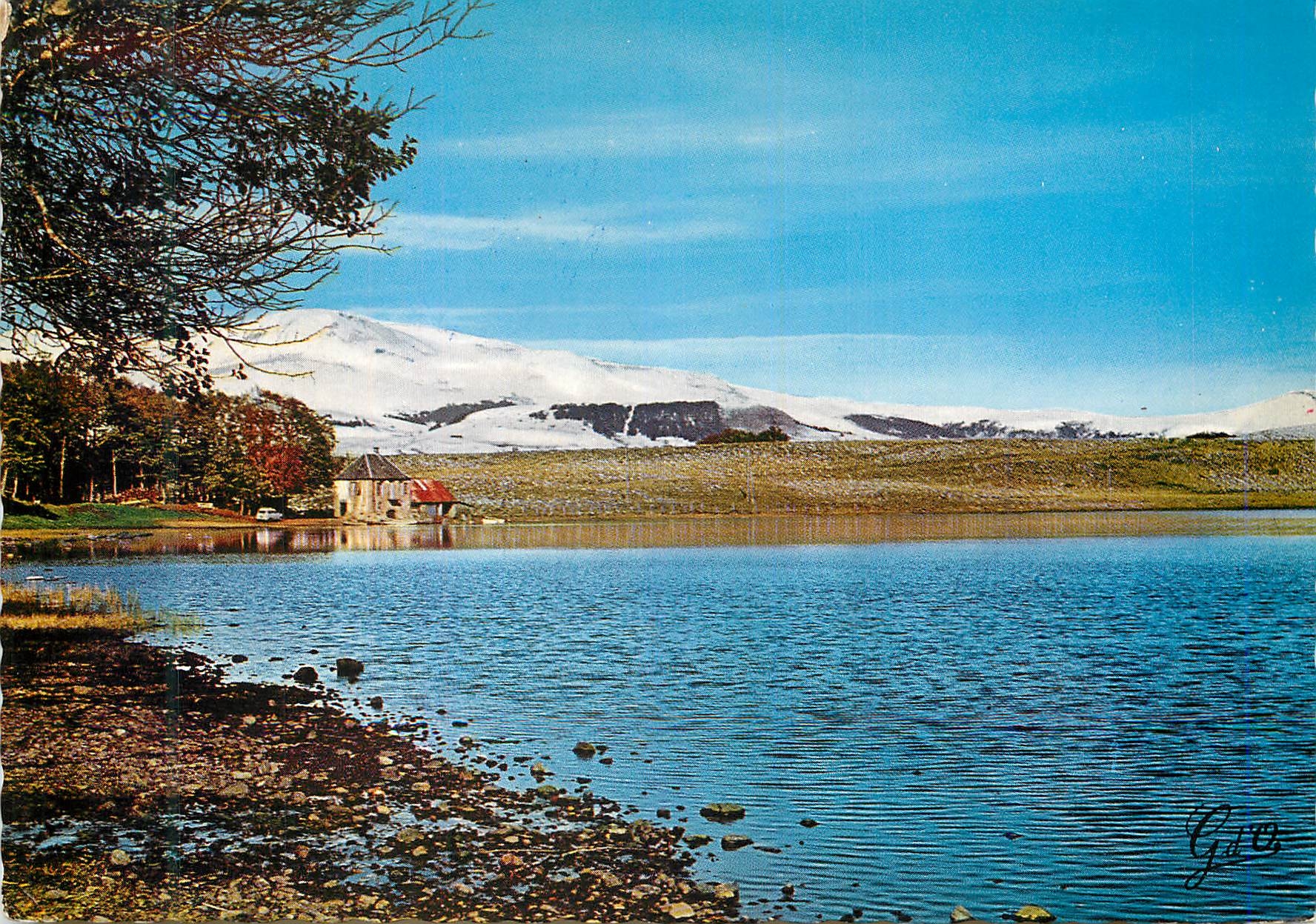 L'Auvergne — Le Lac Chauvet (Puy-de-Dôme) — Photo-Édition G.d'O. Olliergues