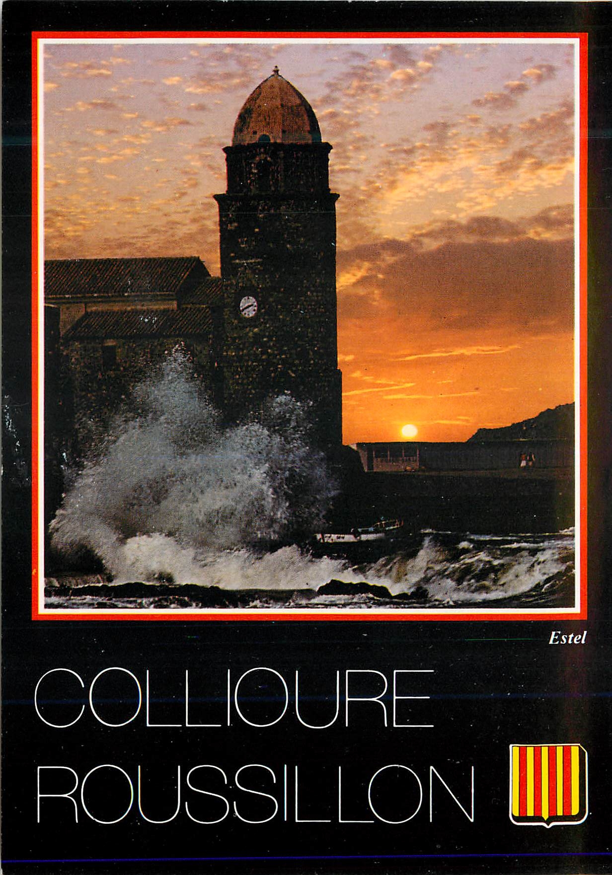 CPM Collioure Roussillon Le clocher de l eglise fortiee Saint Vincent