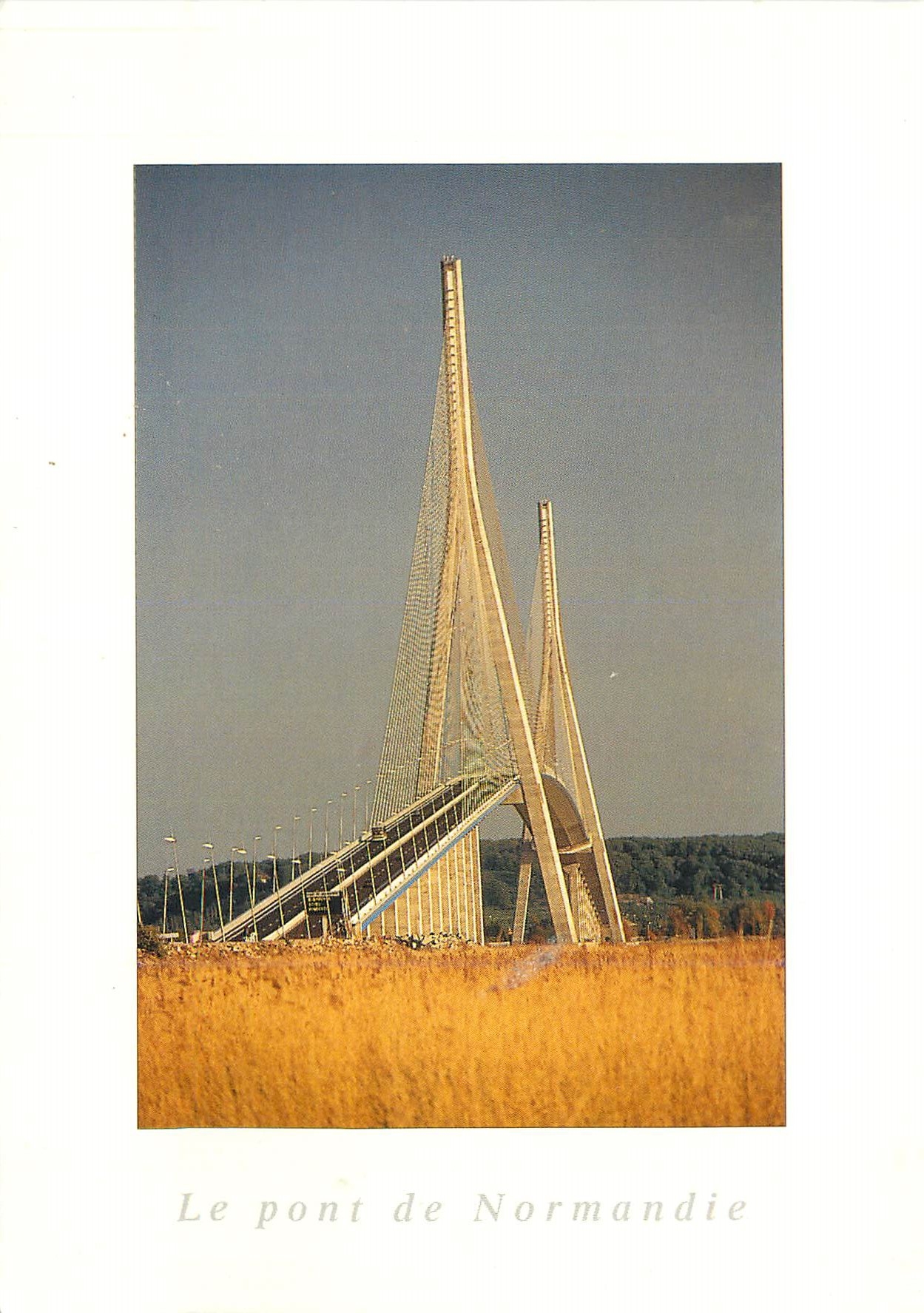 CPM Le pont de Normandie vu de la rive droite