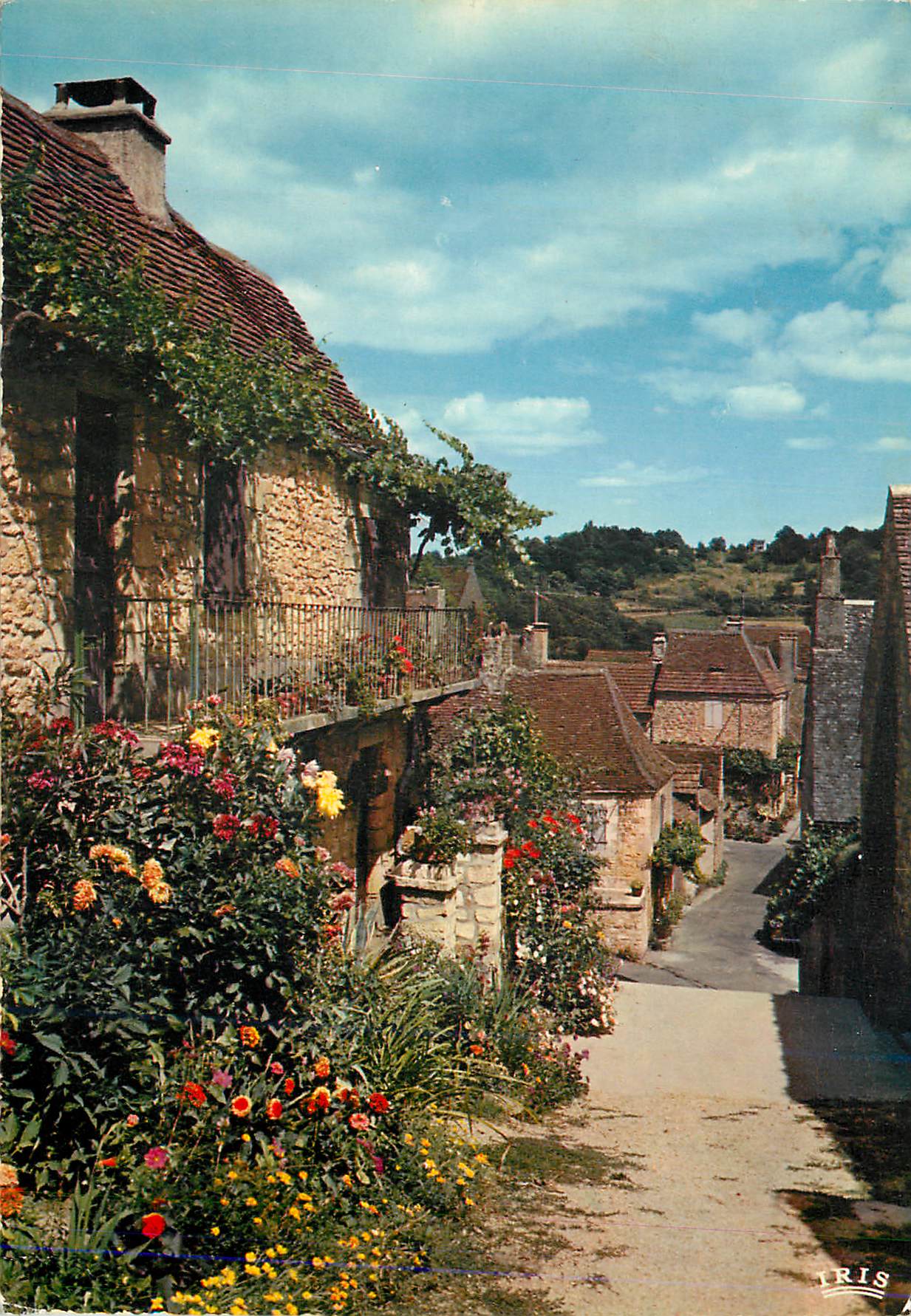 Dordogne pittoresque — Dommé — Éditions Modernes « Théâtre »