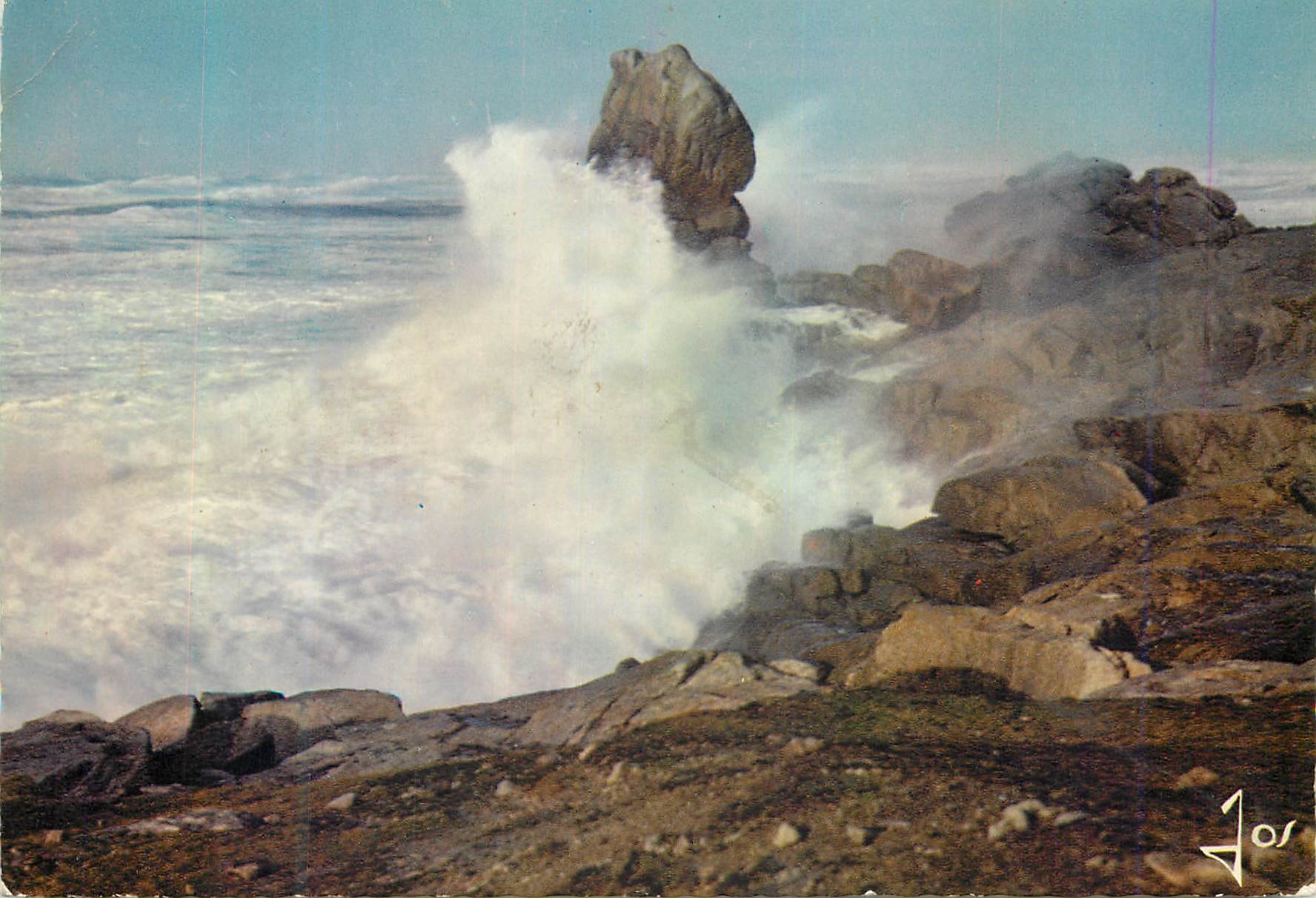 CPM La Bretagne en Couleurs Entre Penmarc h et Plomeur tempete a la Torche