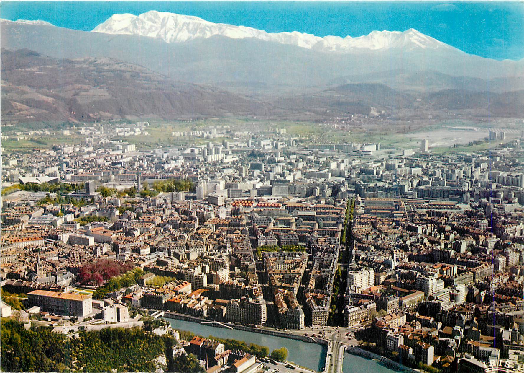 CPM Grenoble Ville olympique Vue aerienne de l entree Nord de la ville