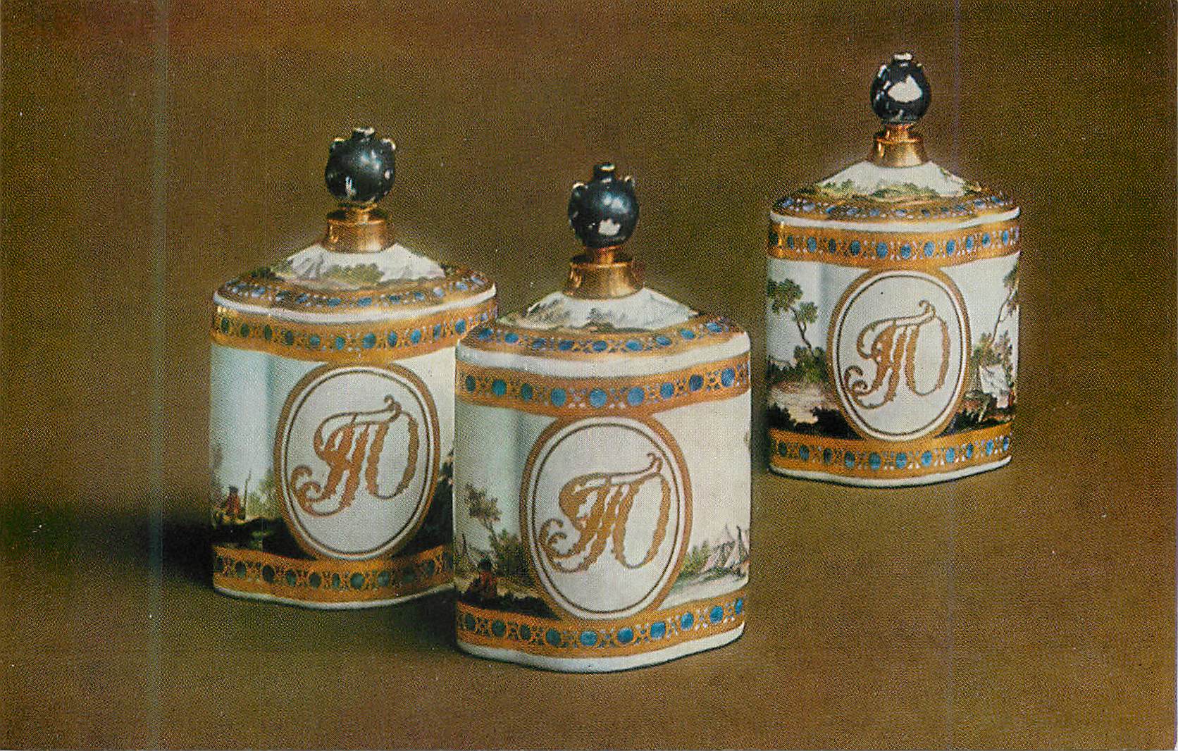 CPM Aurora Art Publishers Leningrad 1985 Imperial Porcelain Factory St PetersbourgRussian Snuff Boxes