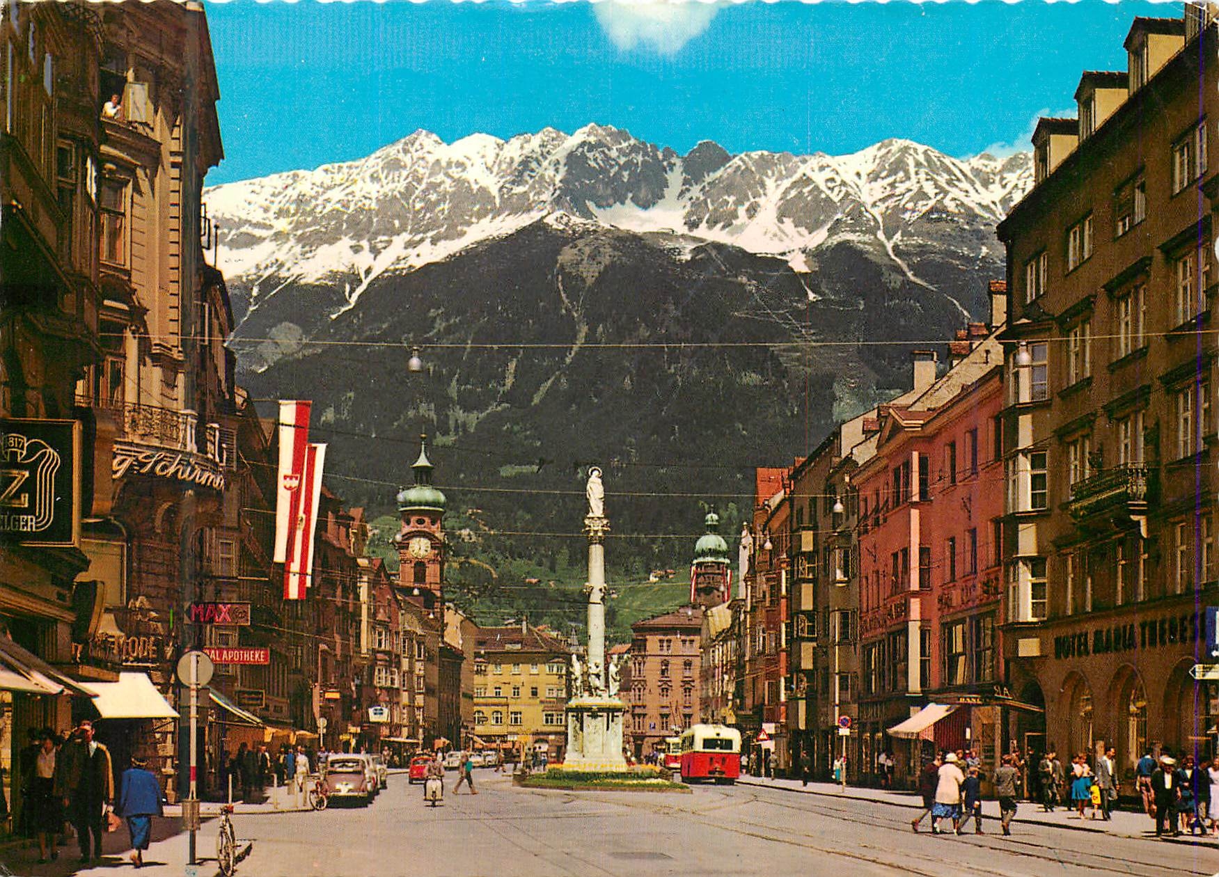 CPM Innsbruck Maria Theresien Strasse avec la Colonne Ste Anne Tramway