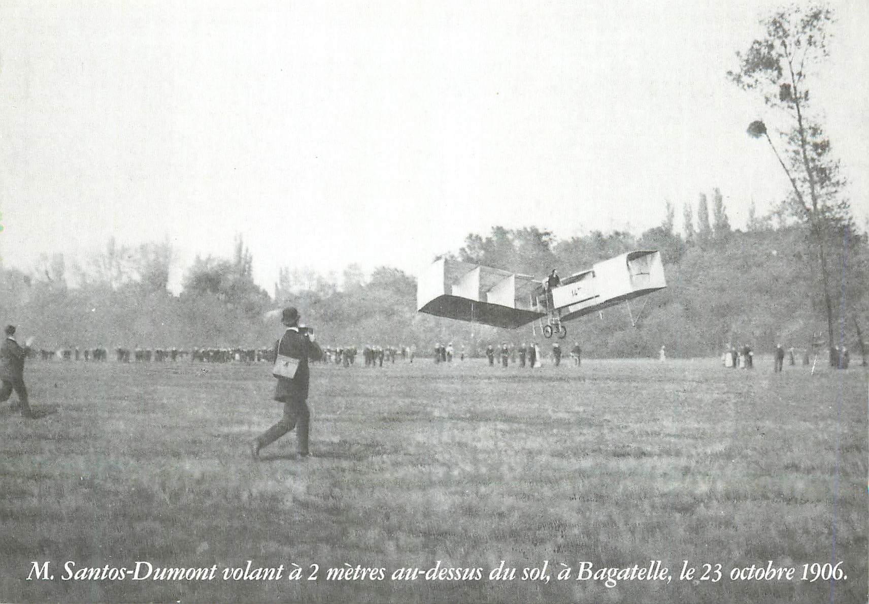 CPM M Santos Dumont Volant a 2 metres au Dessus du Sol a Bagatelle le 23 Octobre 1906 Aviation