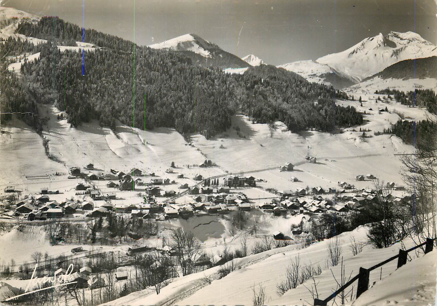 Morzine (Haute-Savoie) — Vue générale et le Roc d'Enfer — Éditions Photographiques Tansol