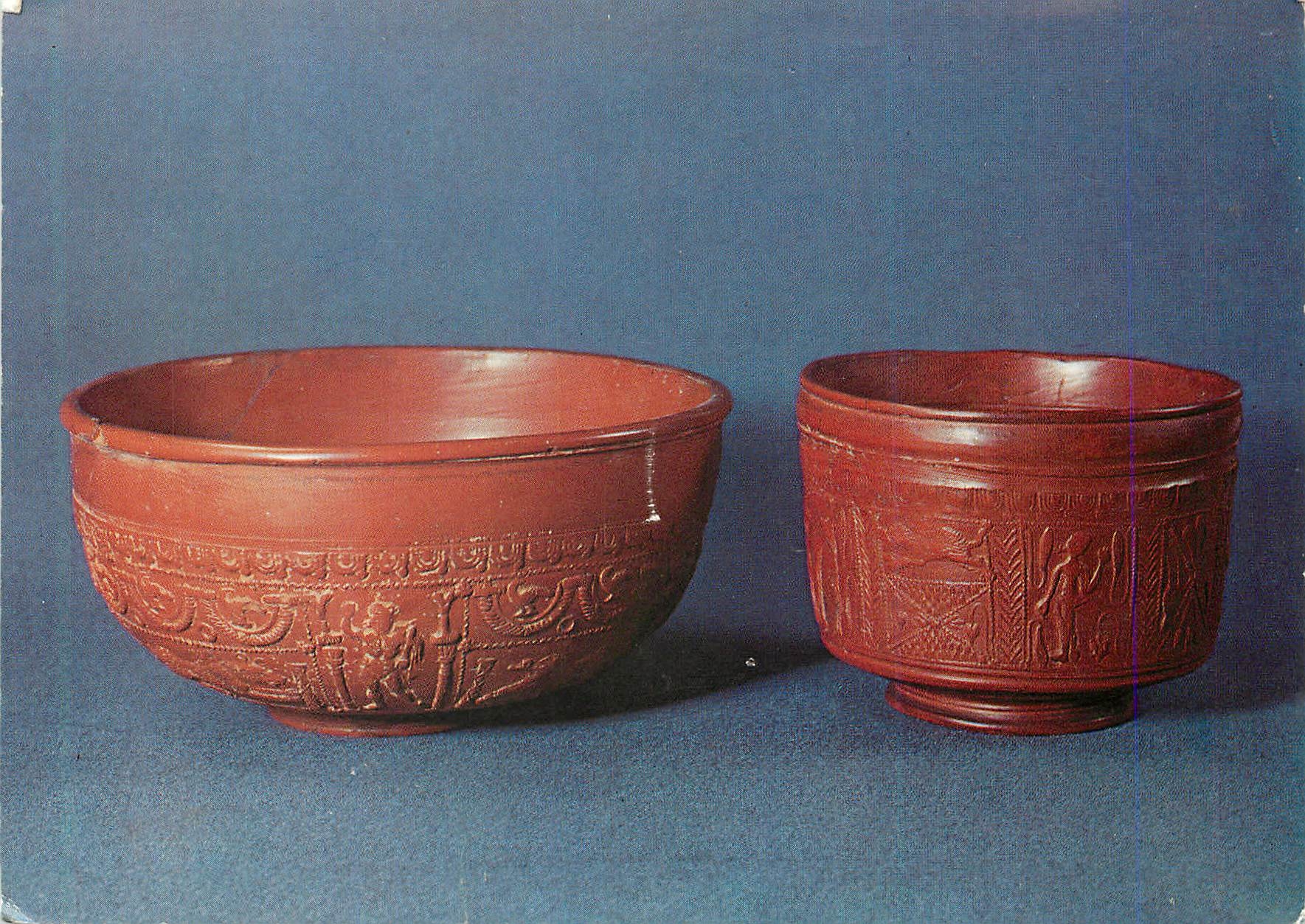 Poterie sigillée gallo-romaine — fin du Ier siècle ap. J.-C. — Musée des Antiquités Nationales, Saint-Germain-en-Laye