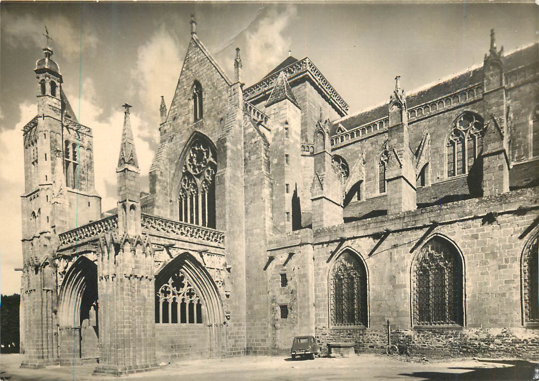 Dol-de-Bretagne — Cathédrale Saint-Samson — Éditions Artaud & Cie
