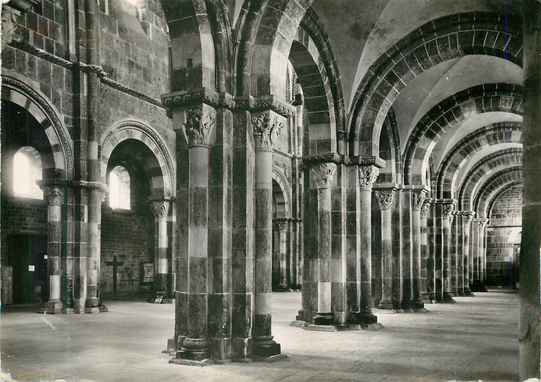 CPM Vezelay (Yonne) Eglise Abbatiale de la Madeleine (Debut XIe s Debut XIIIe s)