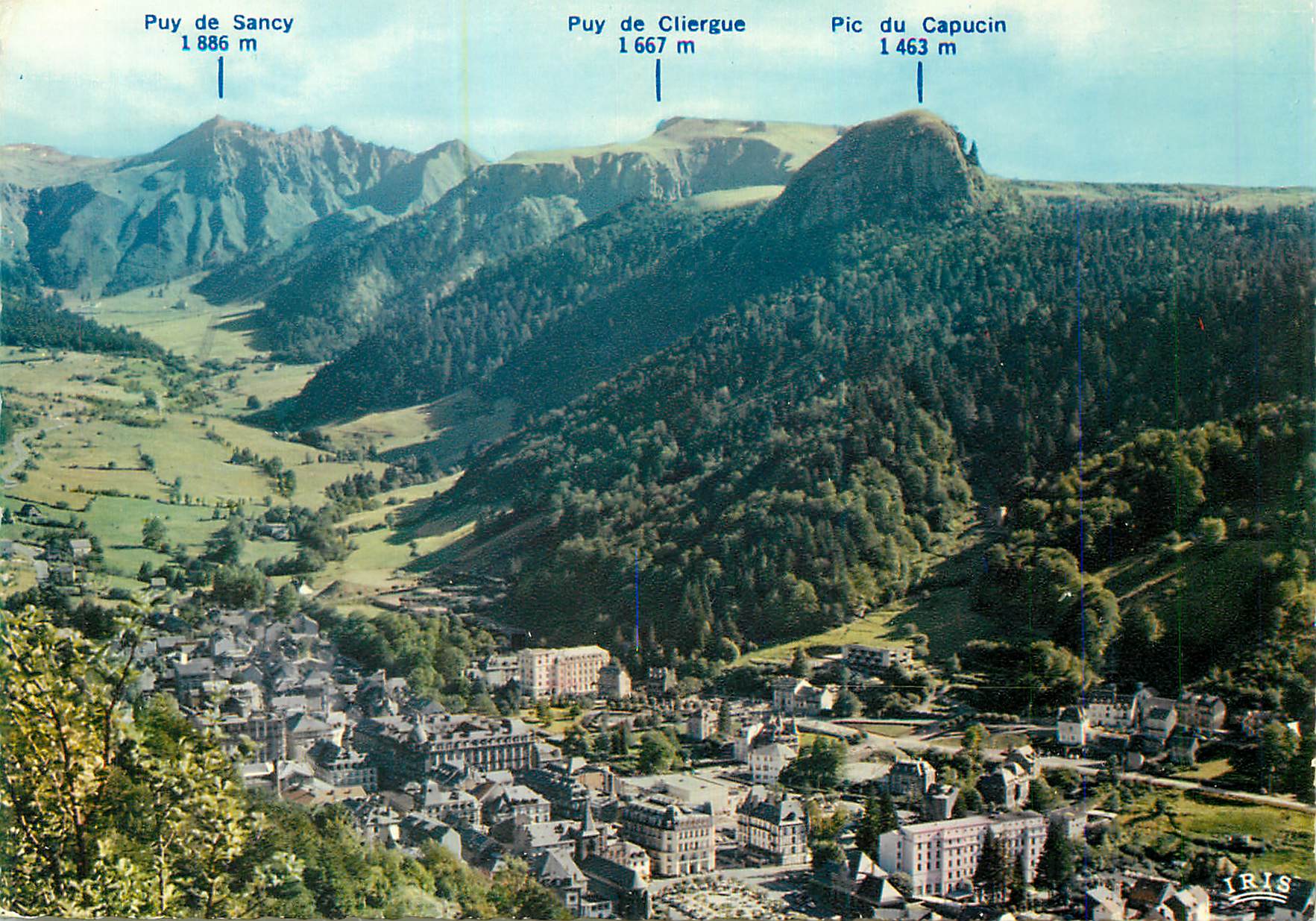 CPM Le Mont Dore (P de D) alt 1050 m Station Thermale et Touristique Panorama sur la Ville