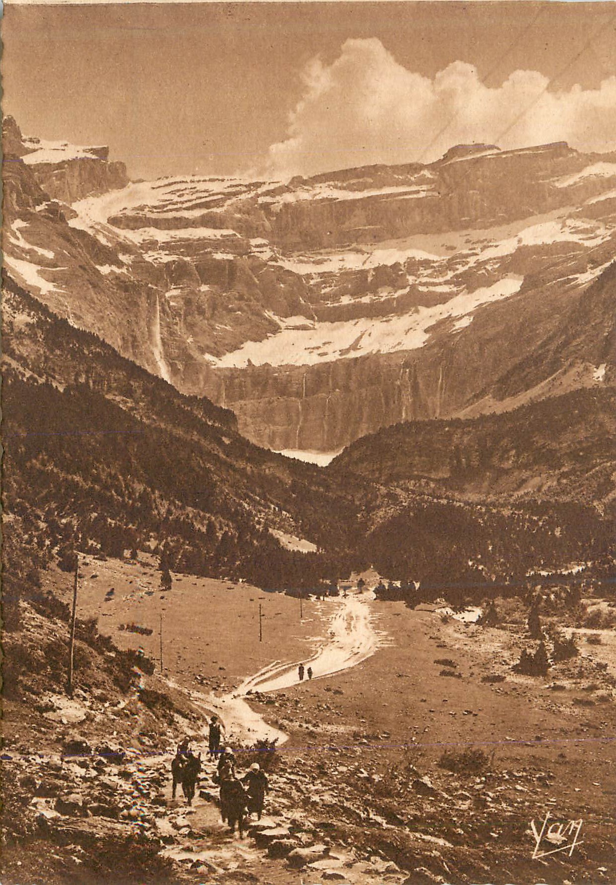 CPM Gavarnie Le Cirque vu du Plateau de la Prade