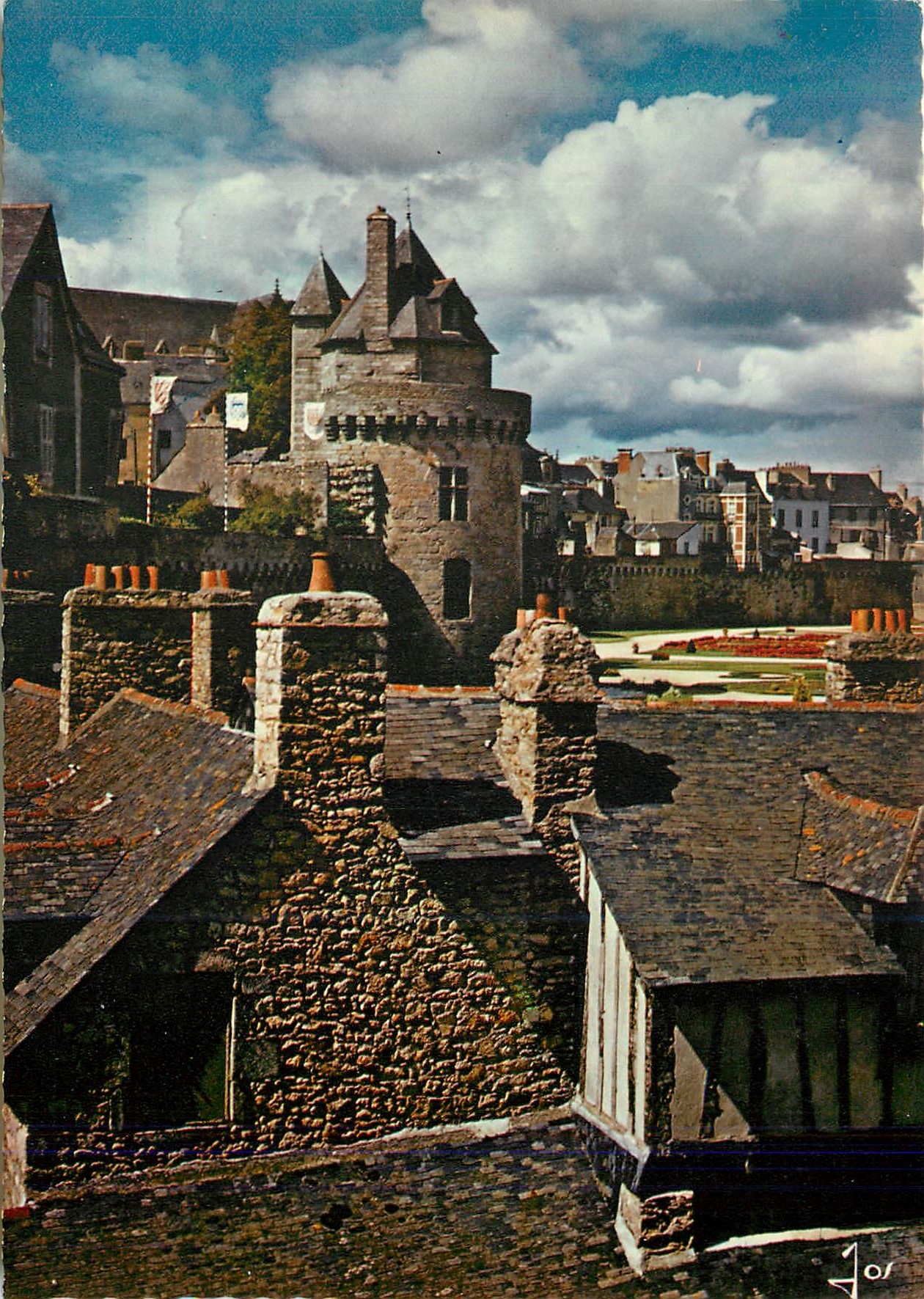 Vannes (Morbihan) — Les Remparts et les Vieux Lavoirs — Editions d'Art JOS
