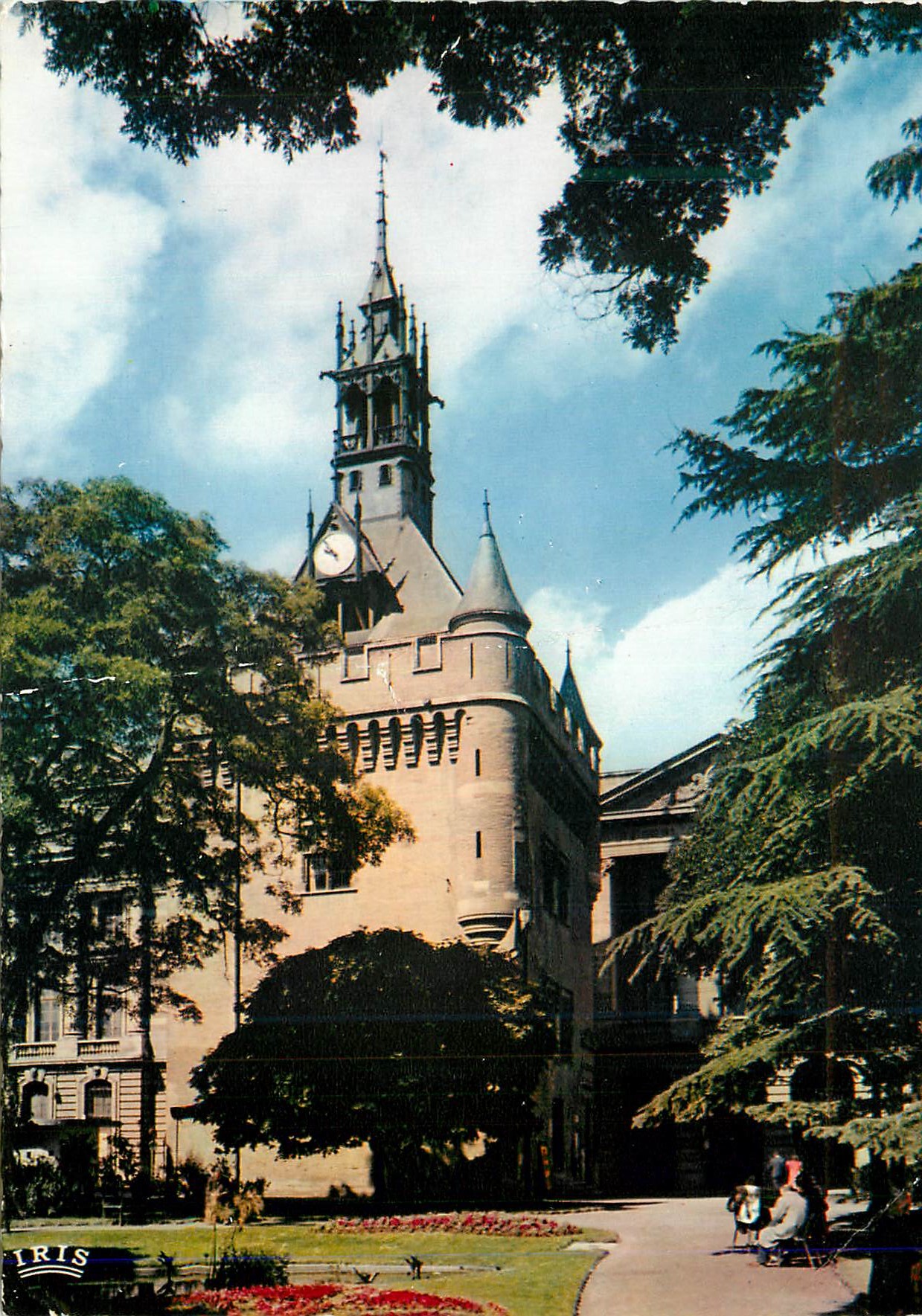 CPM Toulouse Ville d'Art Cite des Violettes Le Donjon du Capitole