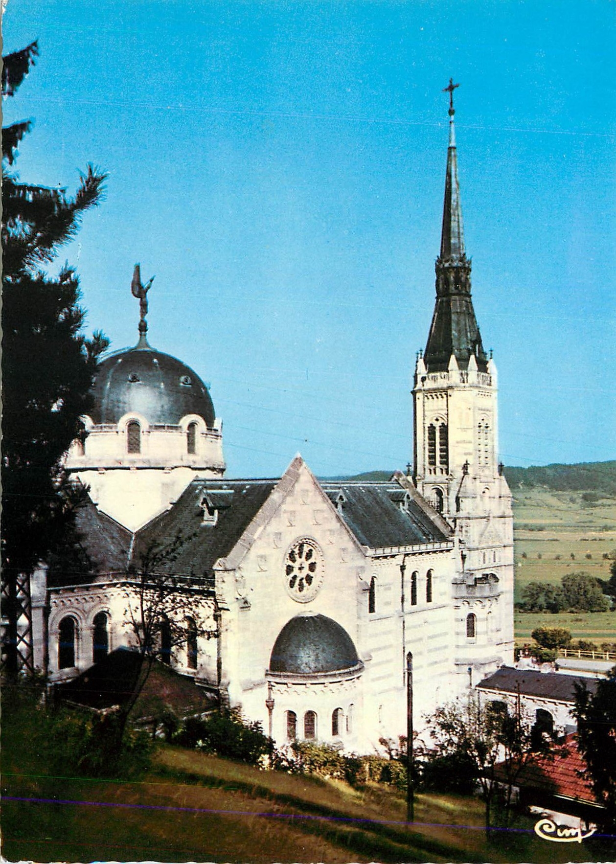 CPM Domremy la Pucelle (Vosges) La Basilique