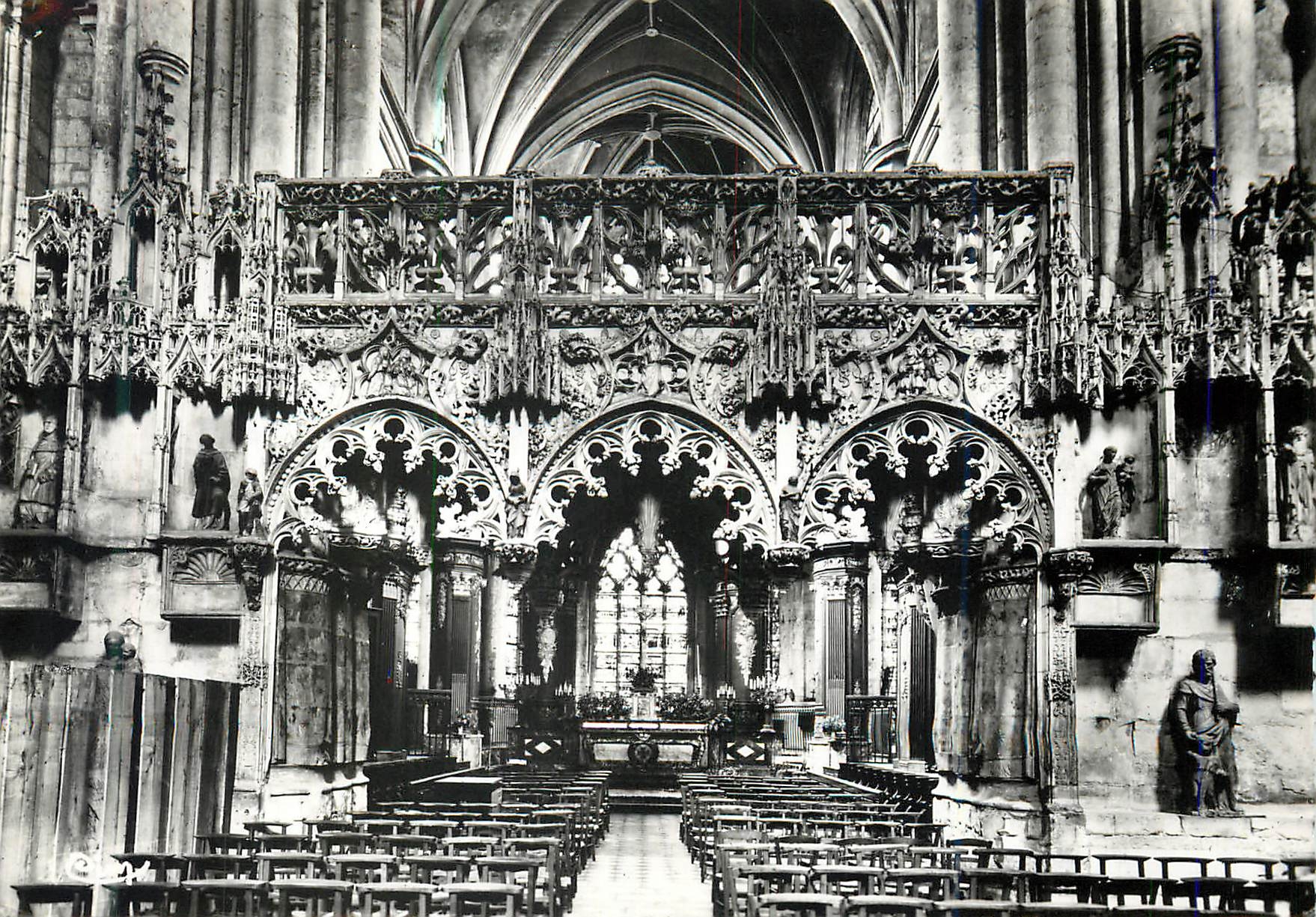 CPM Troyes (Aube) Eglise de la Madeleine Jube