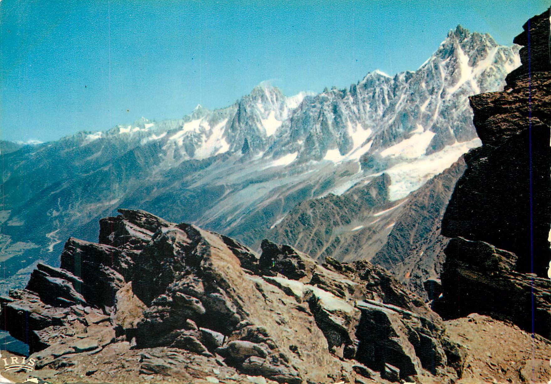 Vue des Aiguilles de Chamonix — Saint-Gervais-les-Bains — éditeur Lumicad