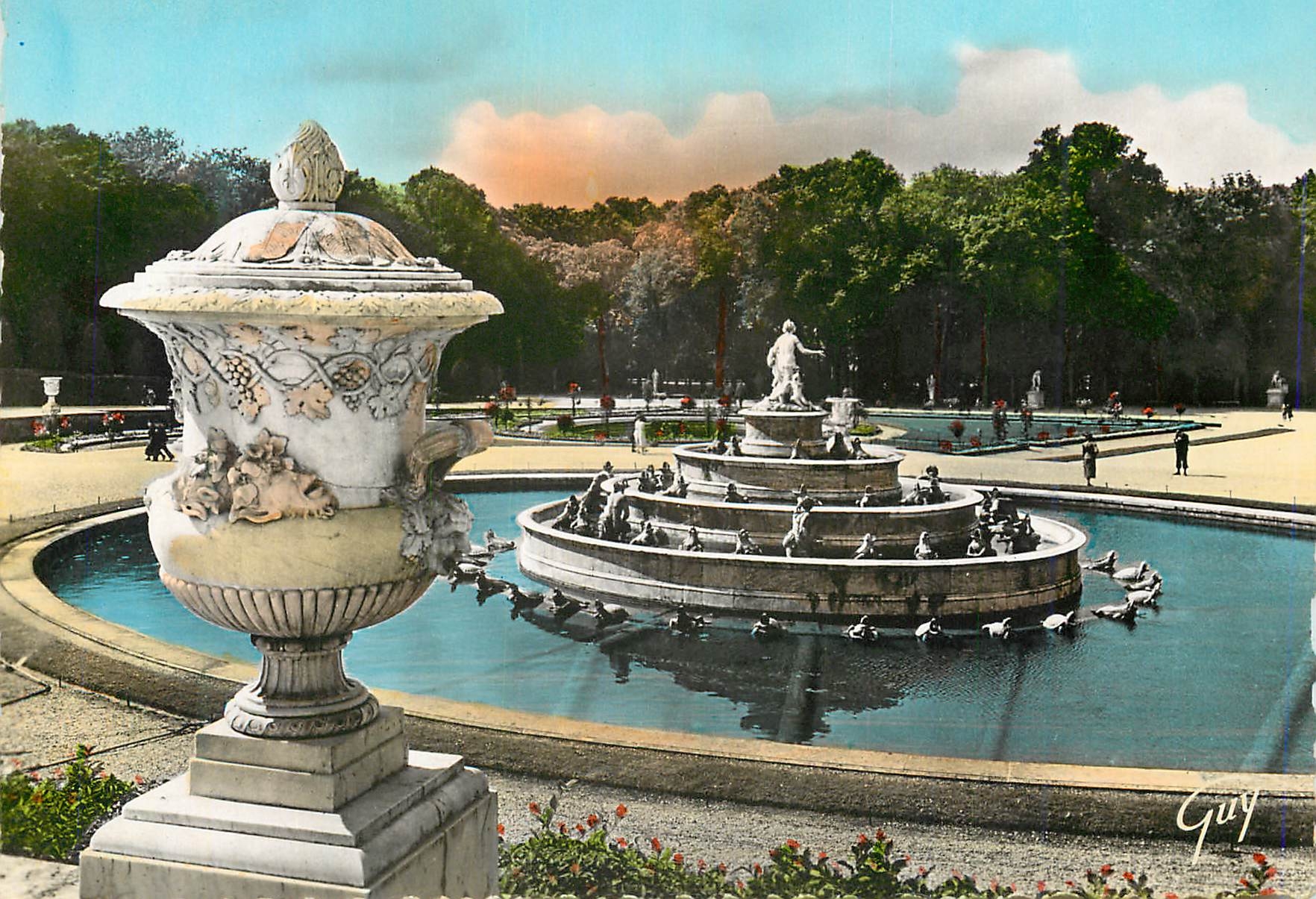 CPM Versailles et ses Merveilles Parc du Chateau Bassin de Latone