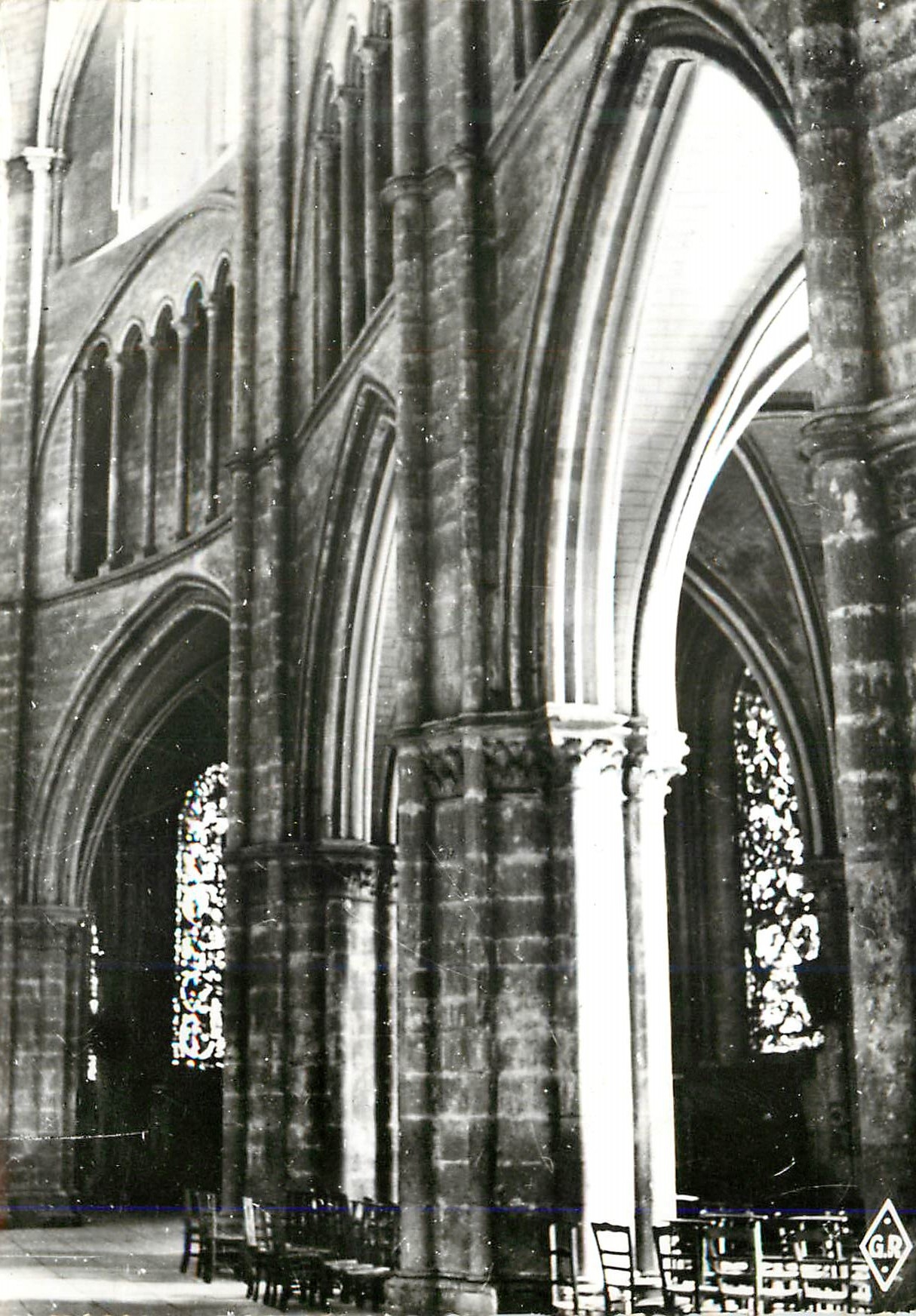 Innenansicht der Kathedrale von Bourges — Bourges (Cher) — Éditions Géhair, Paris