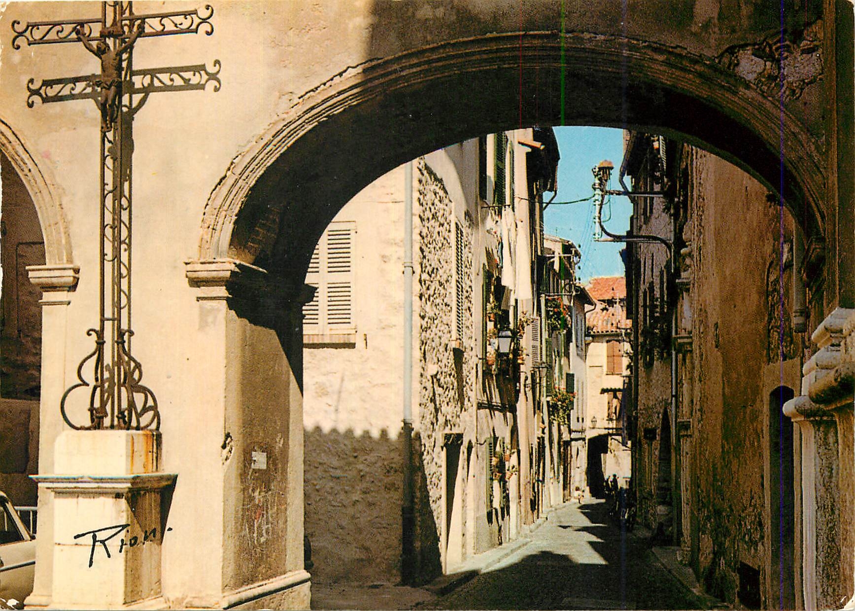 CPA Antibes Rue St Esprit La cote d'Azur Inoubliable