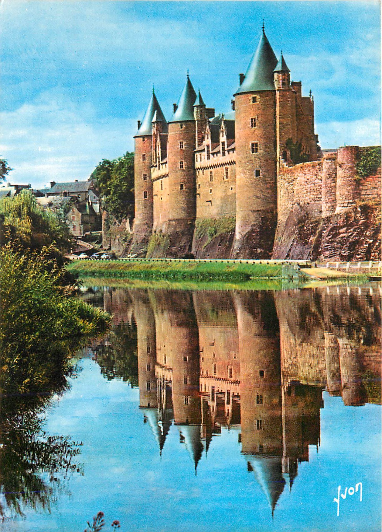 Le Château de Josselin — réflexion dans l'Oust — Éditions d'Art Yvon