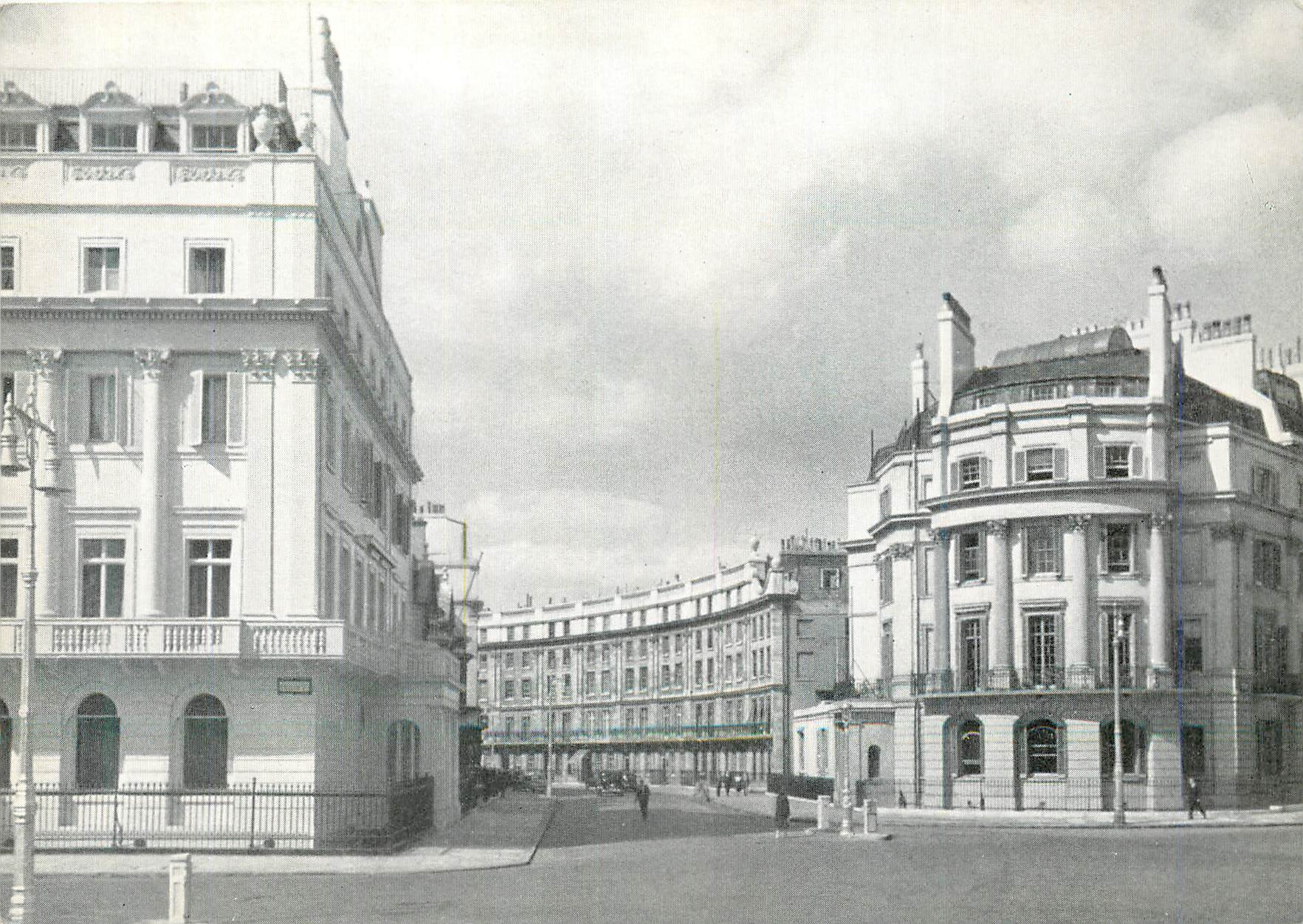 CPA The Area in South West London Wilton Crescent Leads Out of Belgrave Square and Forms Part