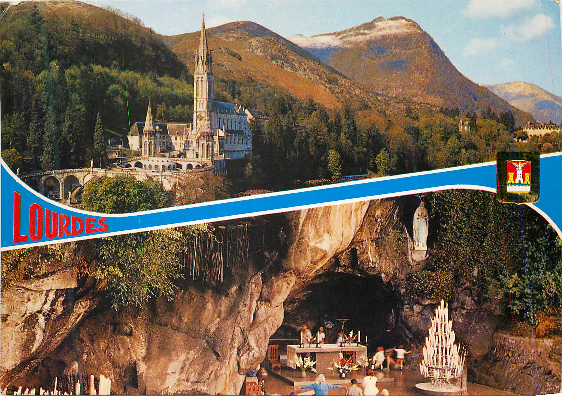 CPA Lourdes La Basilique et la Grotte