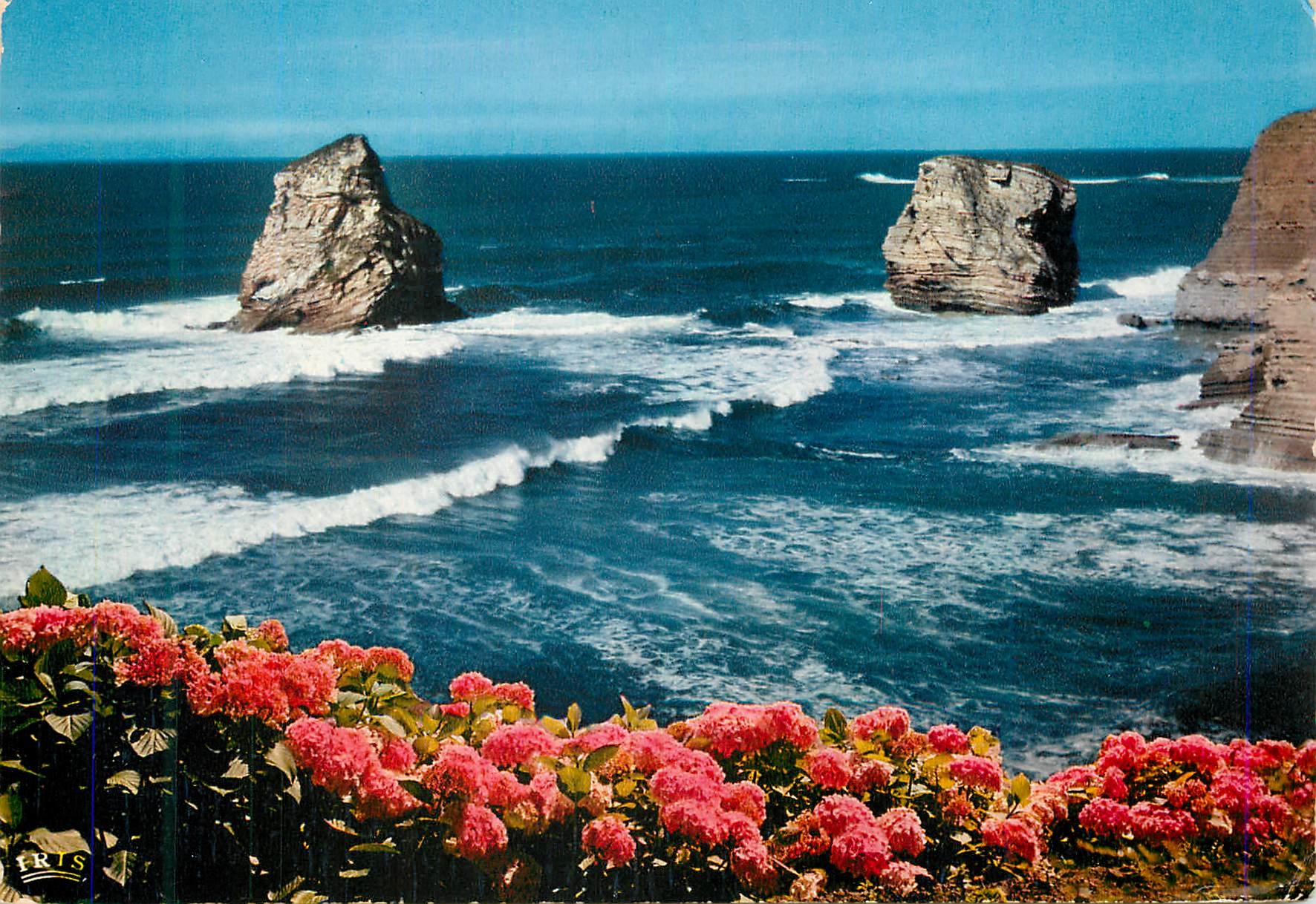 Les Deux Jumeaux — Hendaye, frontière Franco-Espagnole — Lumicap