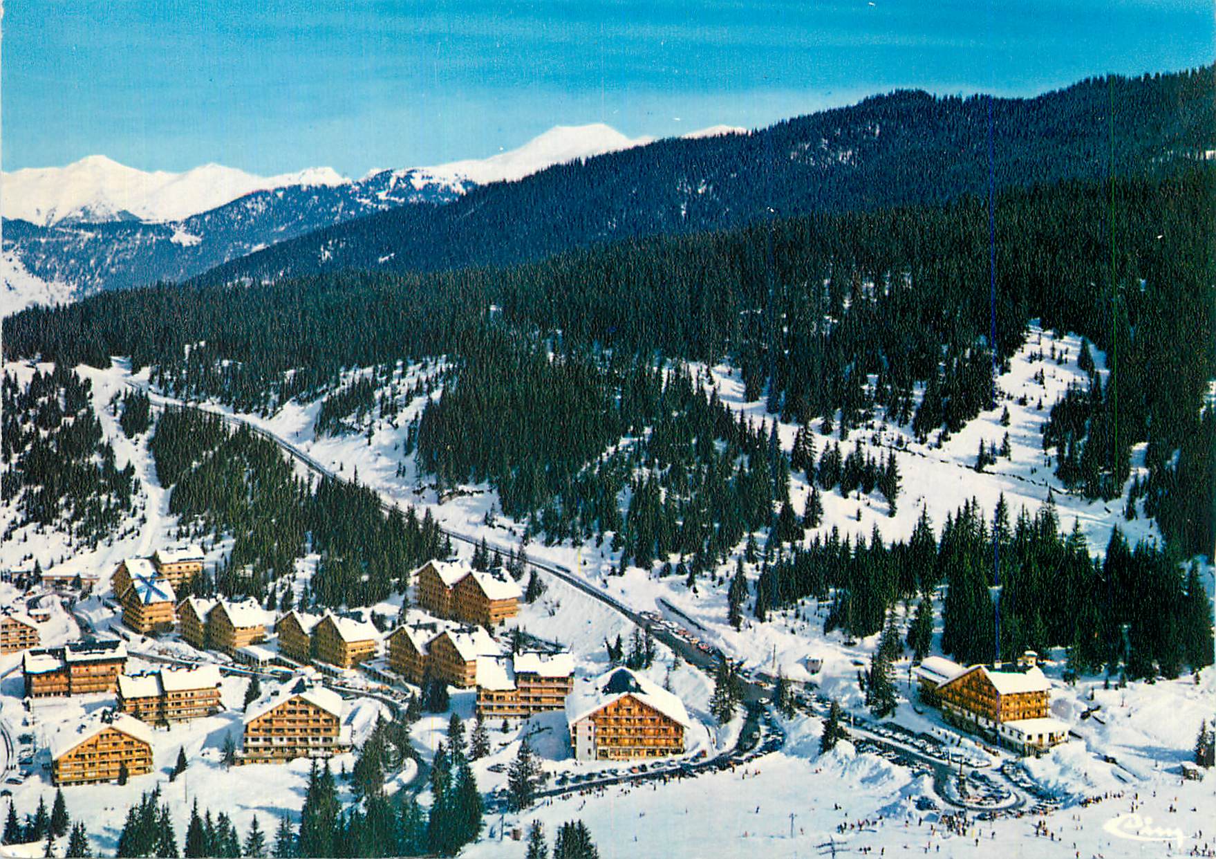 CPM Meribel les Allues (Savoie) alt 1600 2750m Vue Aerienne de la Station Superieure