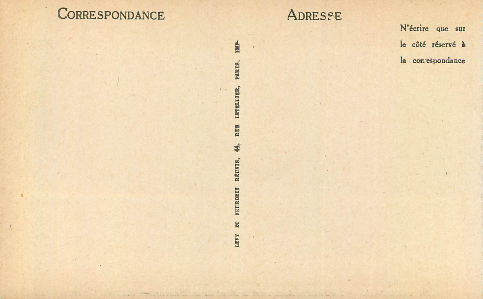 CPA Orange Le Theatre Antique et le Mont de la Madone — Back