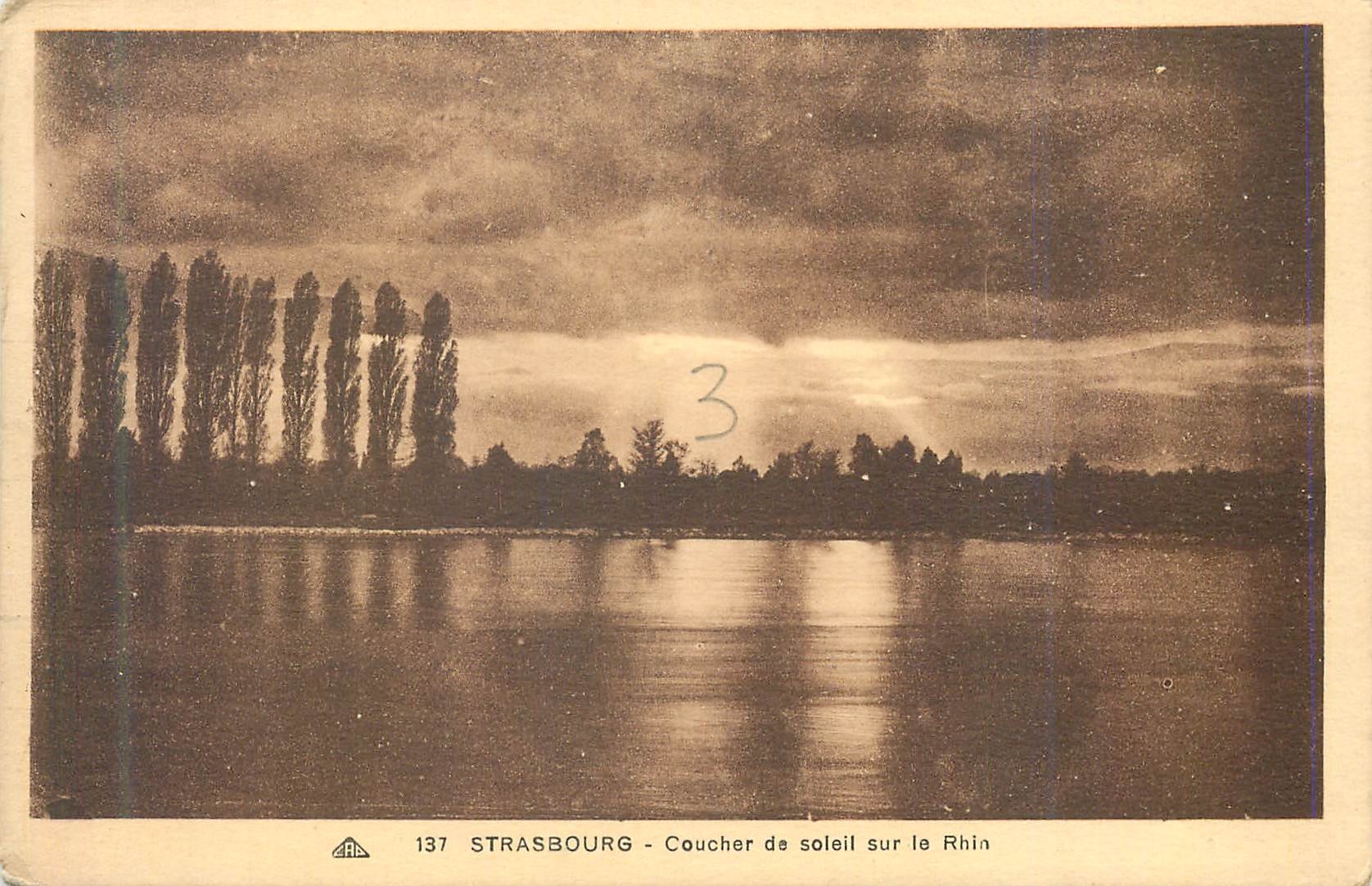 CPA Strasbourg Coucher de Soleil sur le Rhin