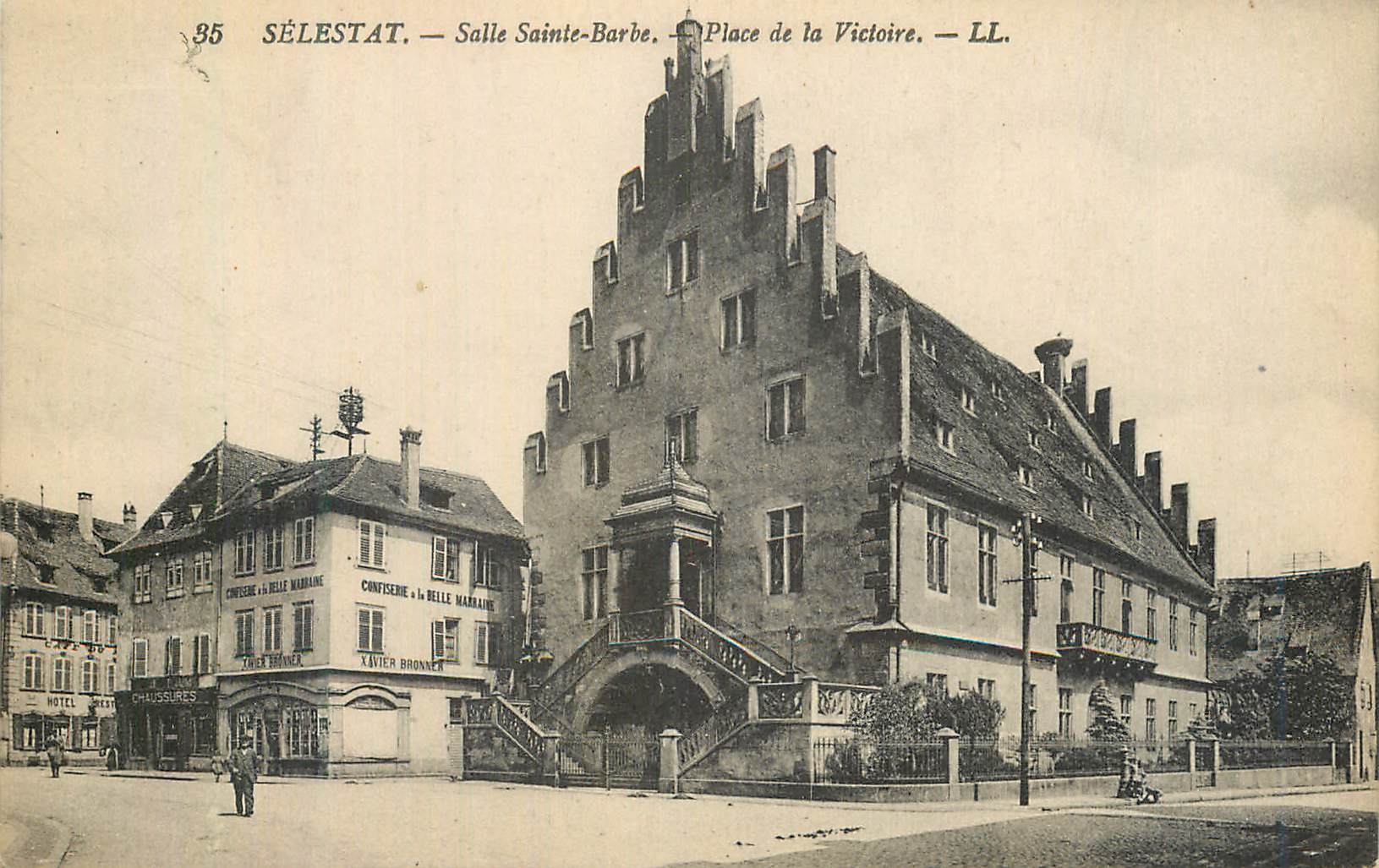 CPA Selestat Salle Sainte Barbe Place de la Victoire