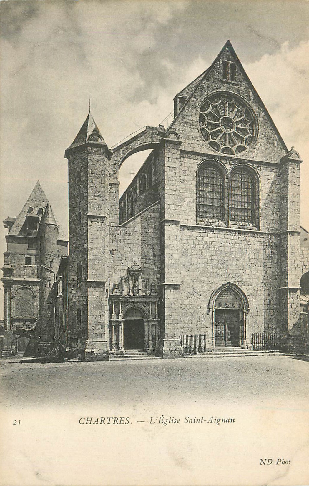 CPA Chartres L'Eglise Saint Aignan