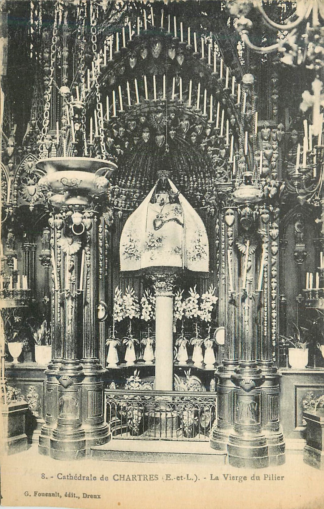 CPA Cathedrale de Chartres (E et L) La Vierge du Pilier