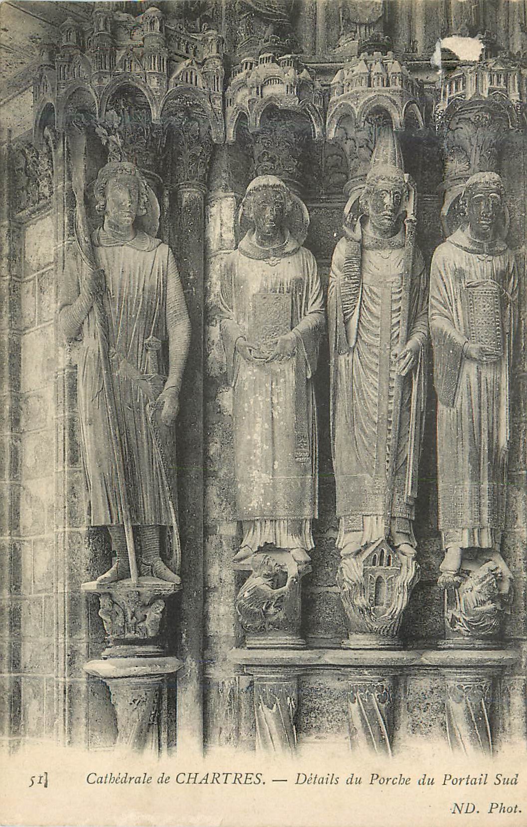 CPA Cathedrale de Chartres Details du Porche du Portail Sud