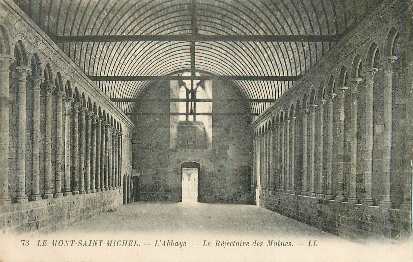 CPA Le Mont saint Michel L'Abbaye Le Refectoire des Moines