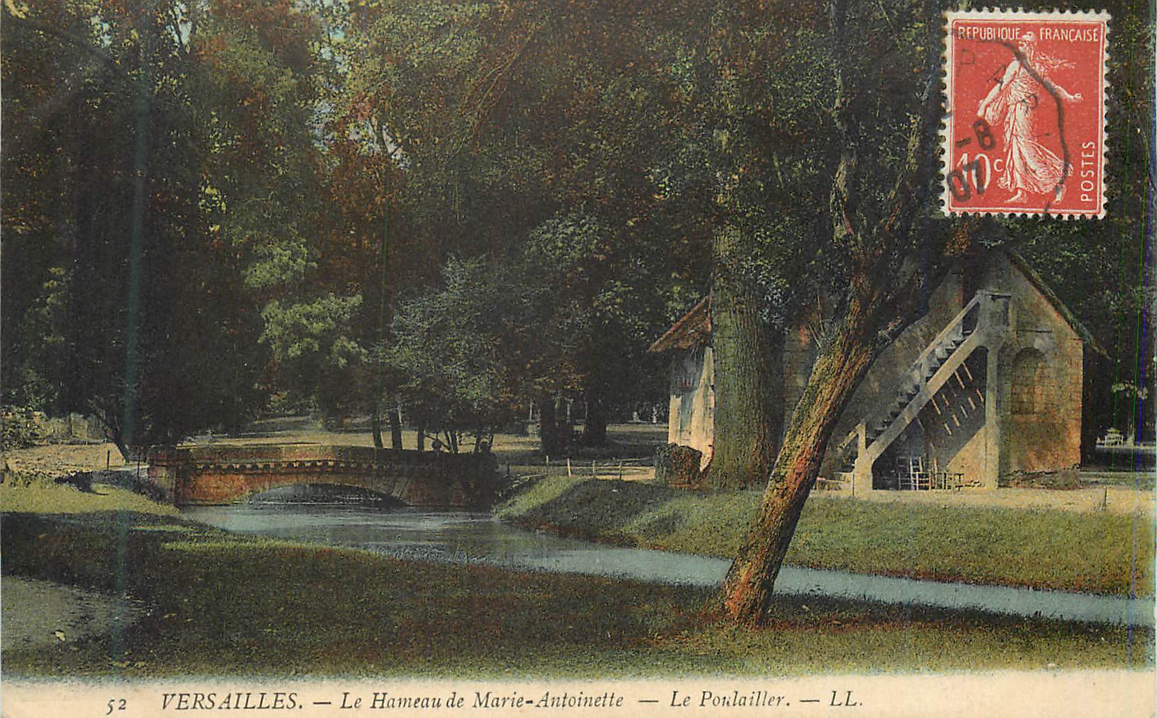 CPA Versailles Le Hameau de Marie Antoinette Le Poulailler