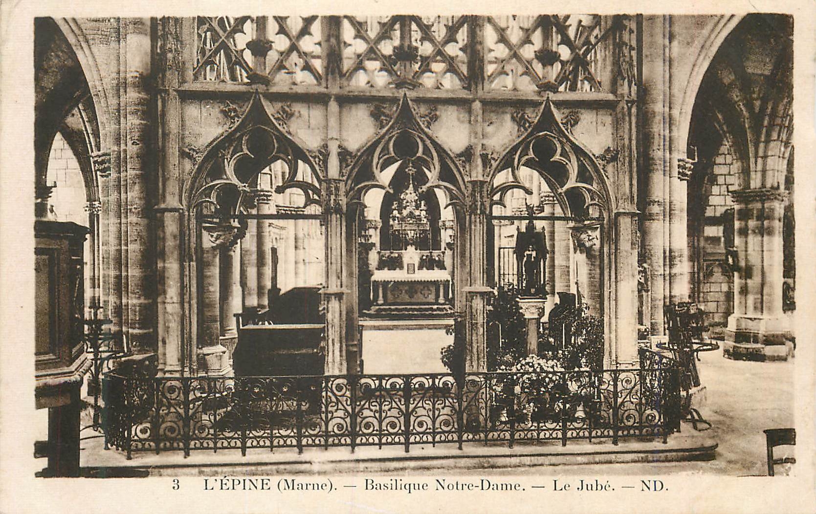 CPA L'Epine (Marne) Basilique Notre Dame Le Jube